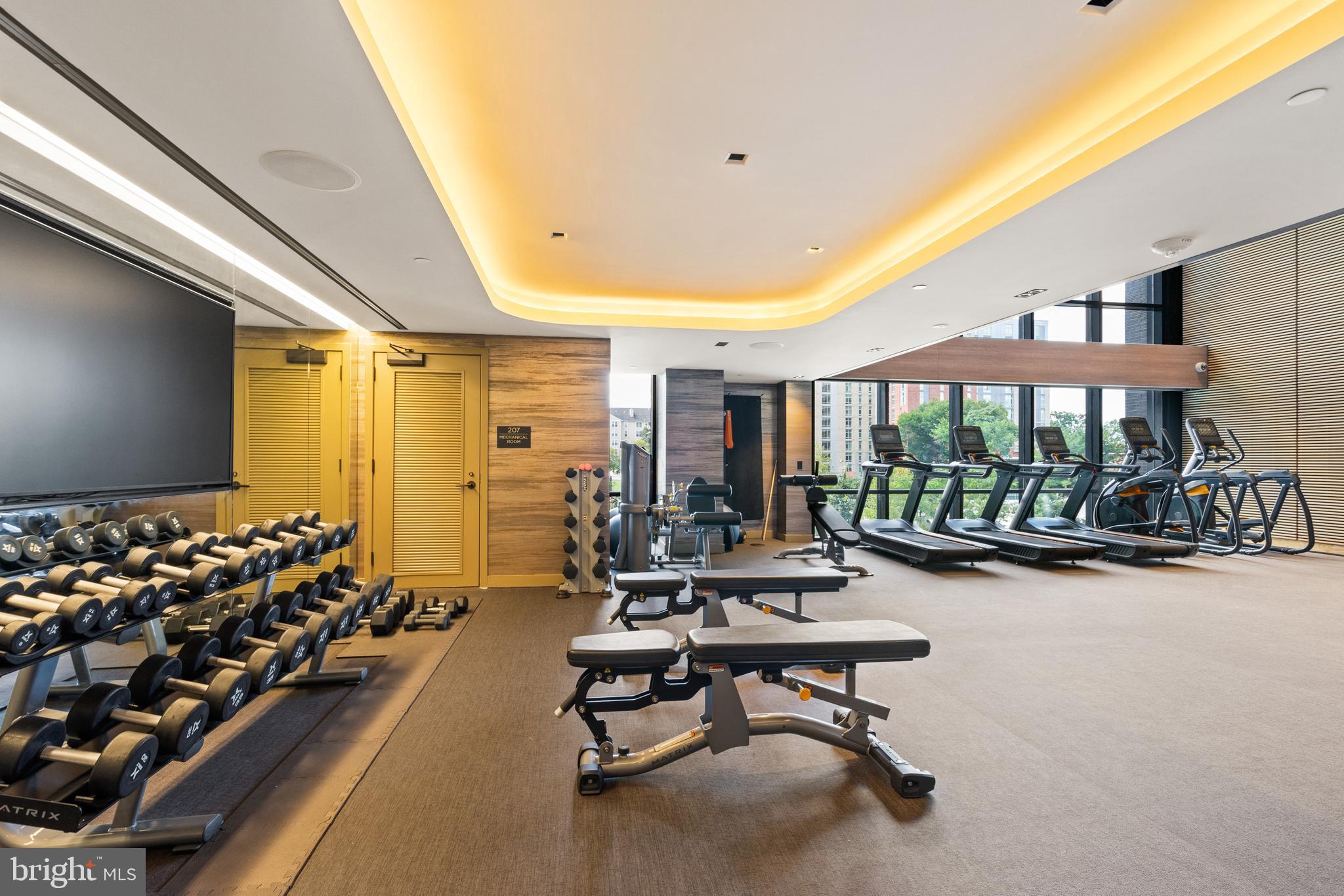 ROSSLYN - Residential