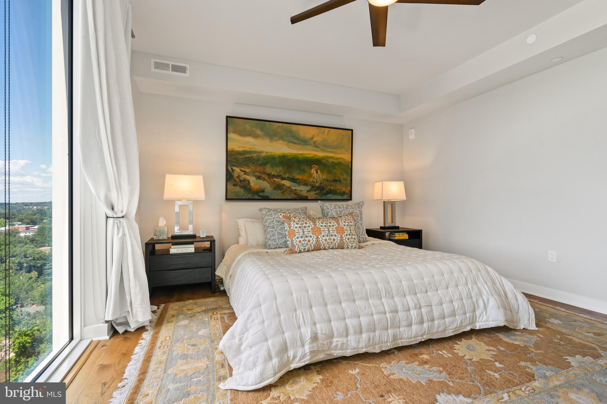 ROSSLYN - Residential