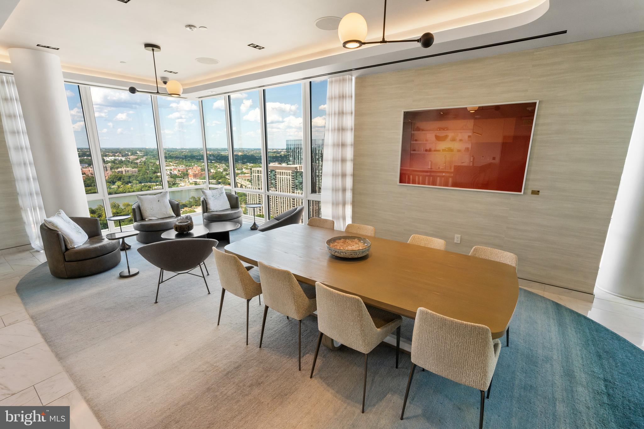 ROSSLYN - Residential