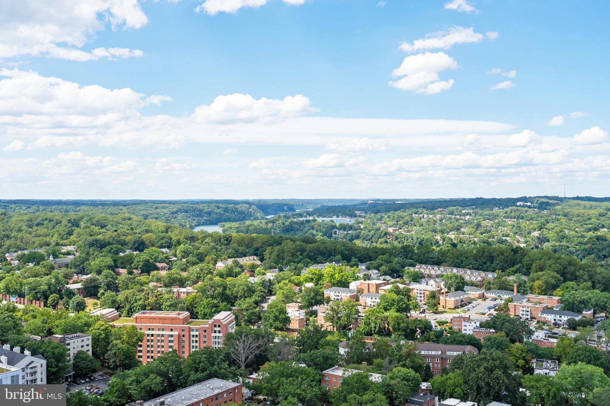 ROSSLYN - Residential