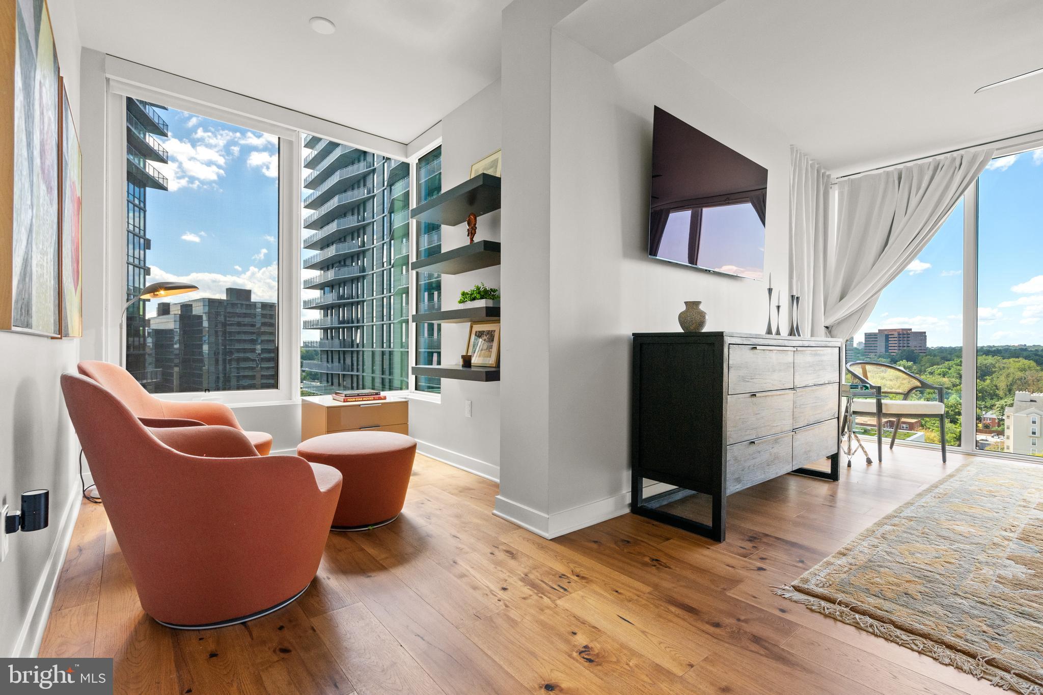 ROSSLYN - Residential