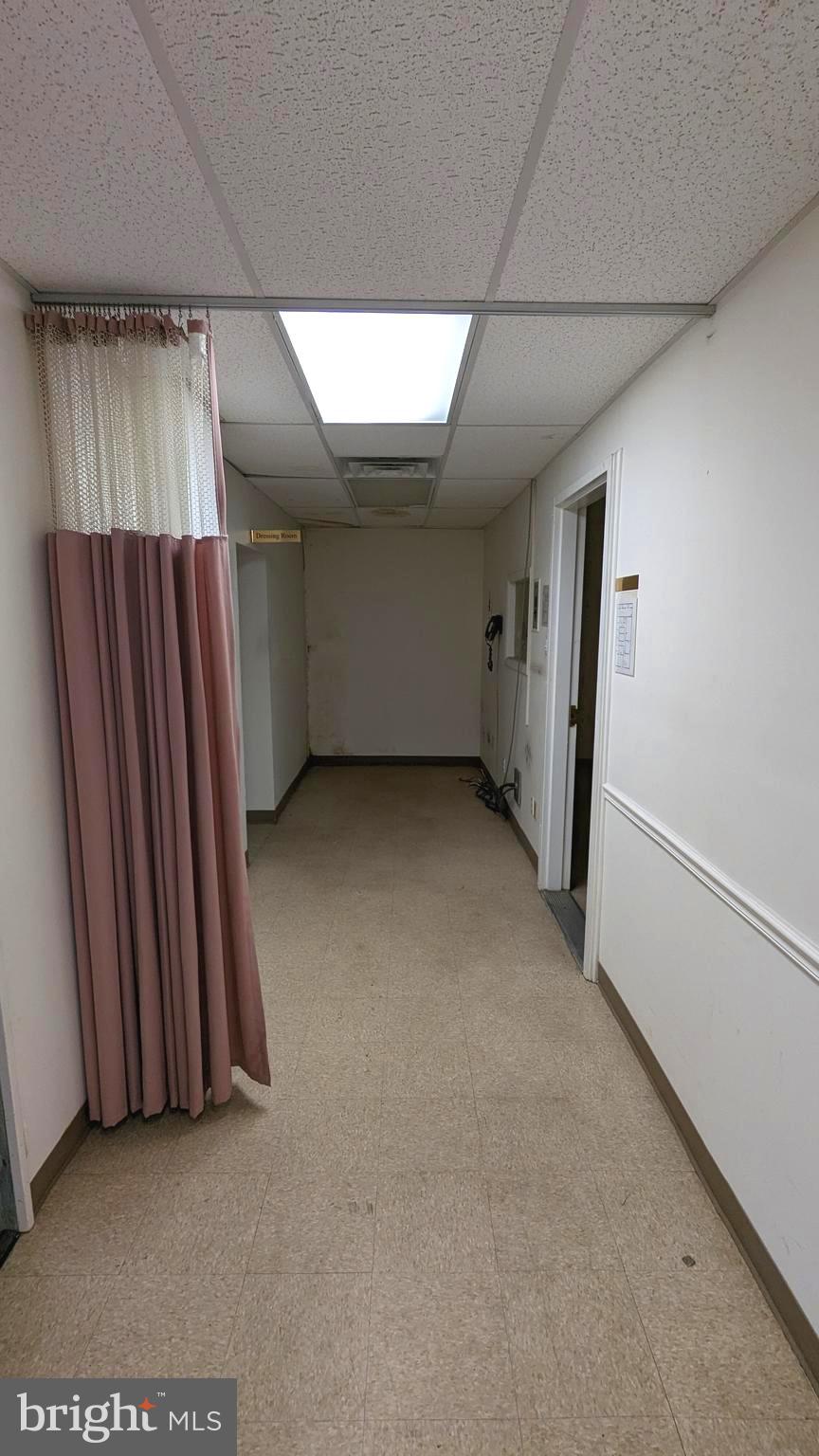 WEST OAK LANE - Commercial Sale