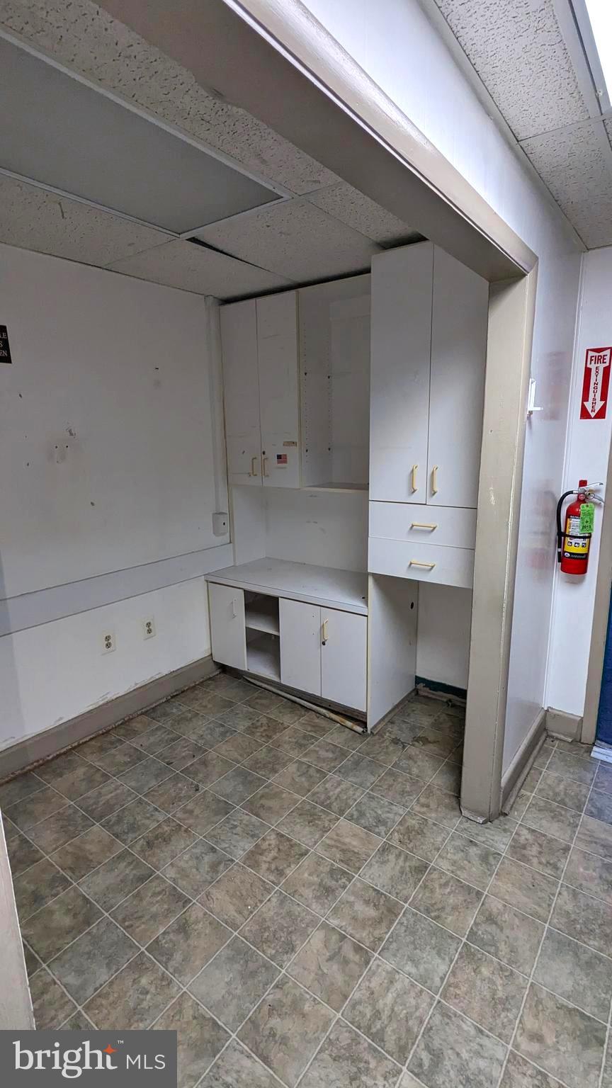 WEST OAK LANE - Commercial Sale