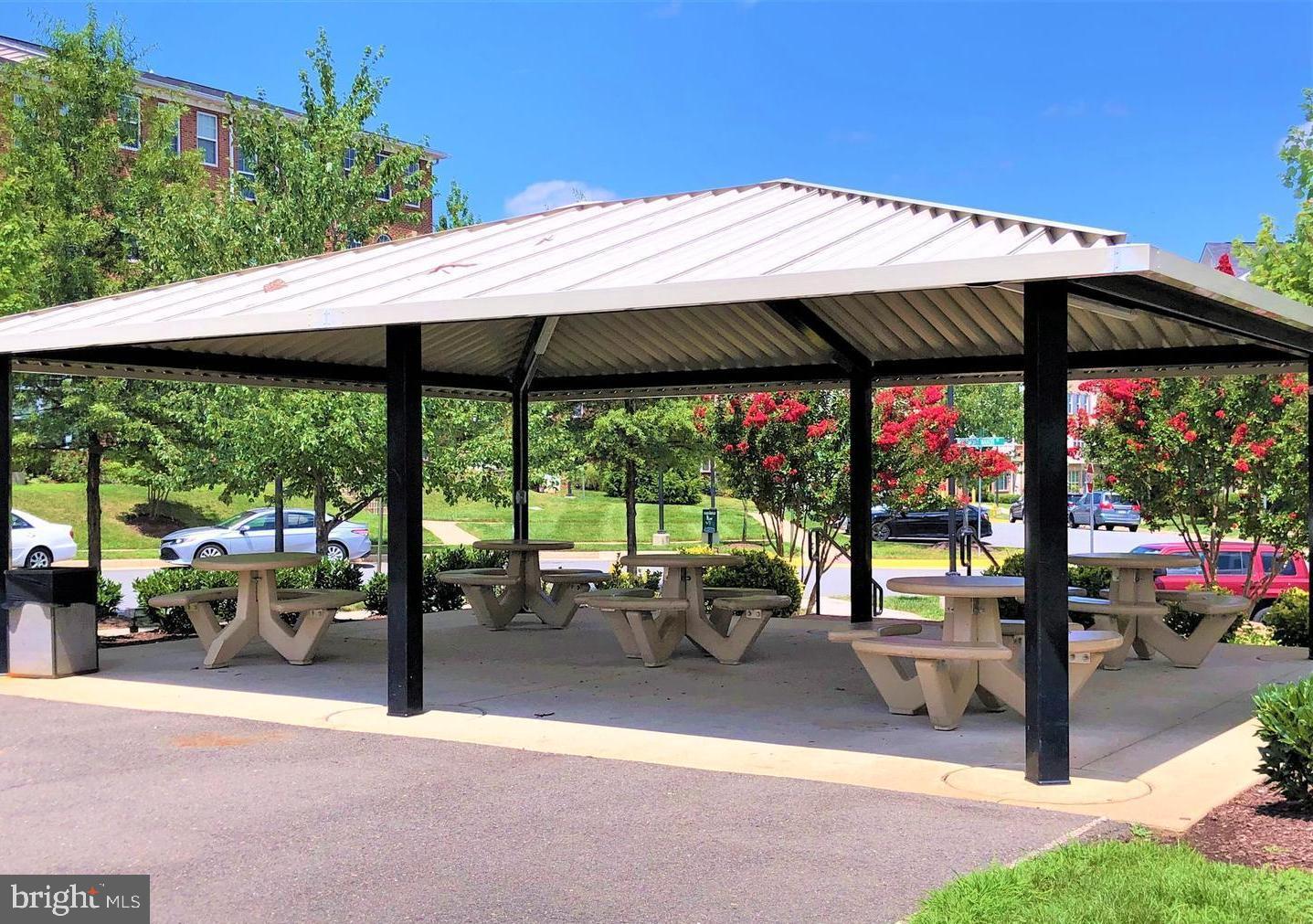 PARKSIDE AT MARKET CENTER - Residential