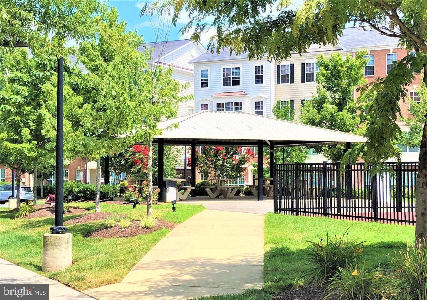 PARKSIDE AT MARKET CENTER - Residential