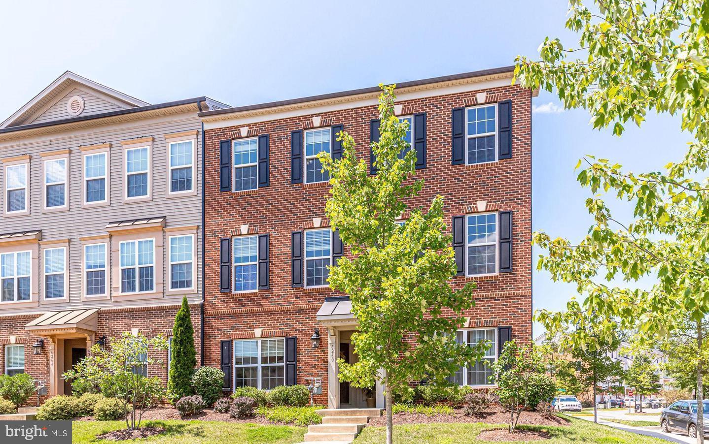 PARKSIDE AT MARKET CENTER - Residential