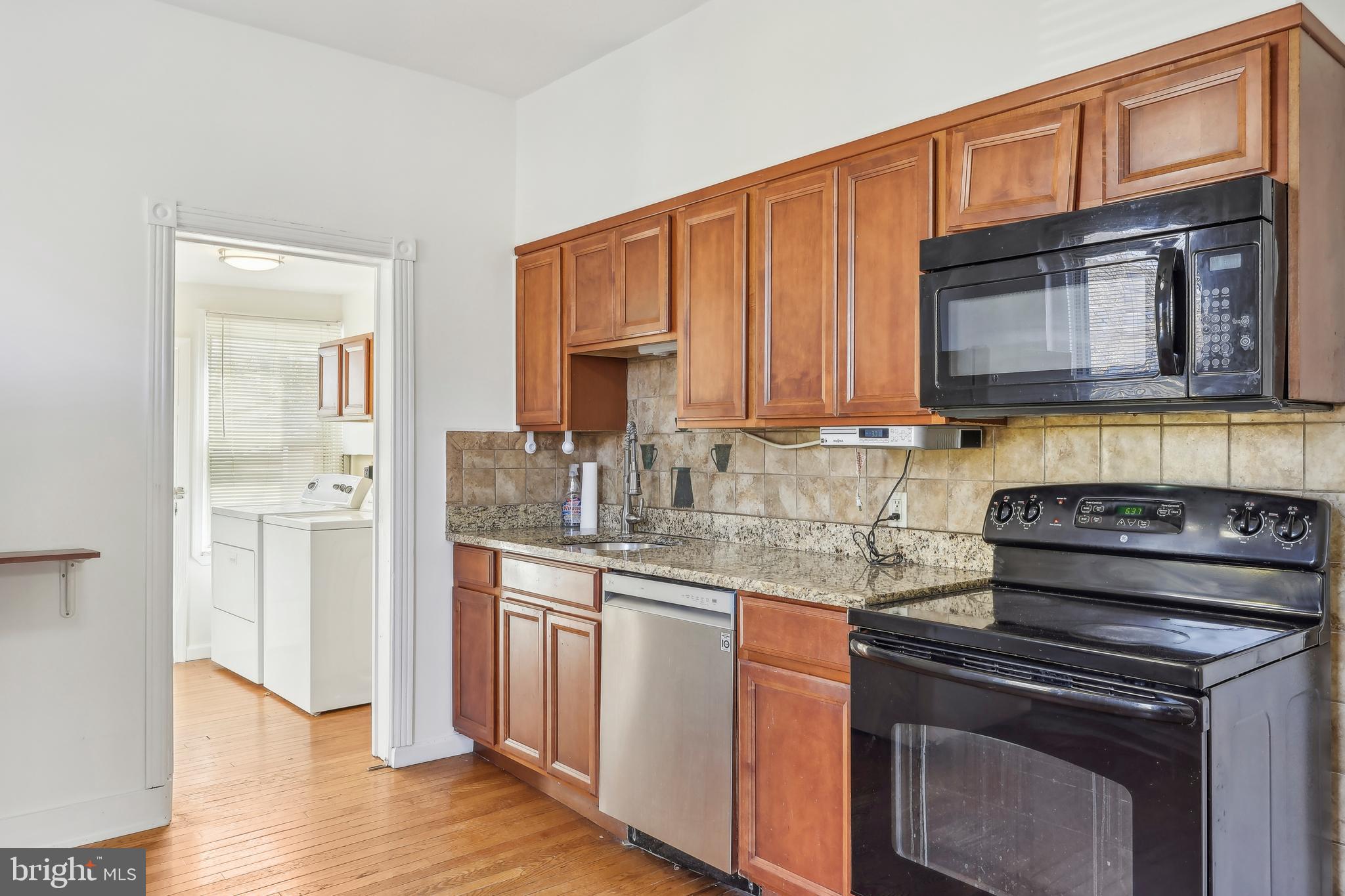 NORRISTOWN - Residential