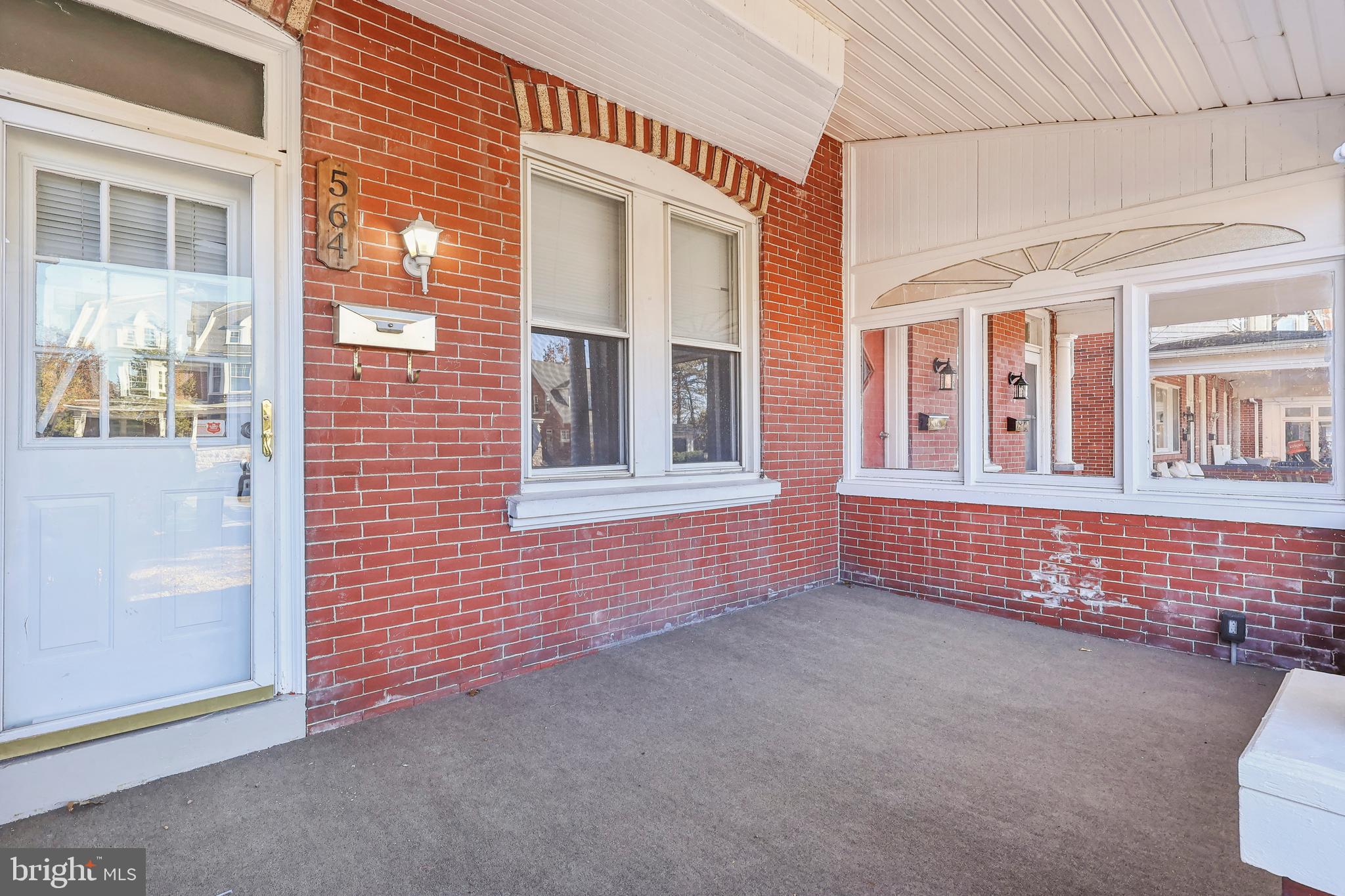 NORRISTOWN - Residential