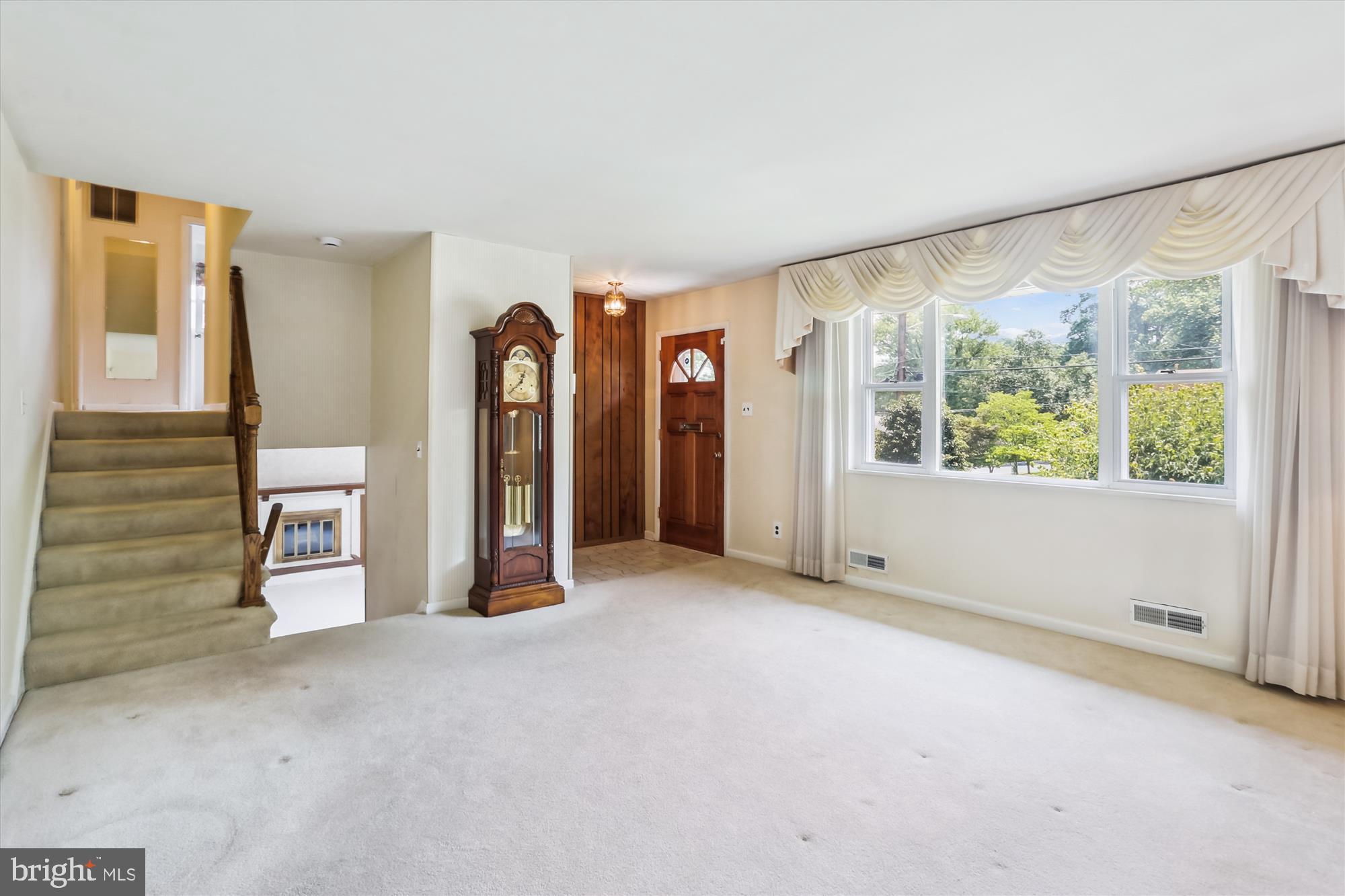 12120 HUNTERS LANE