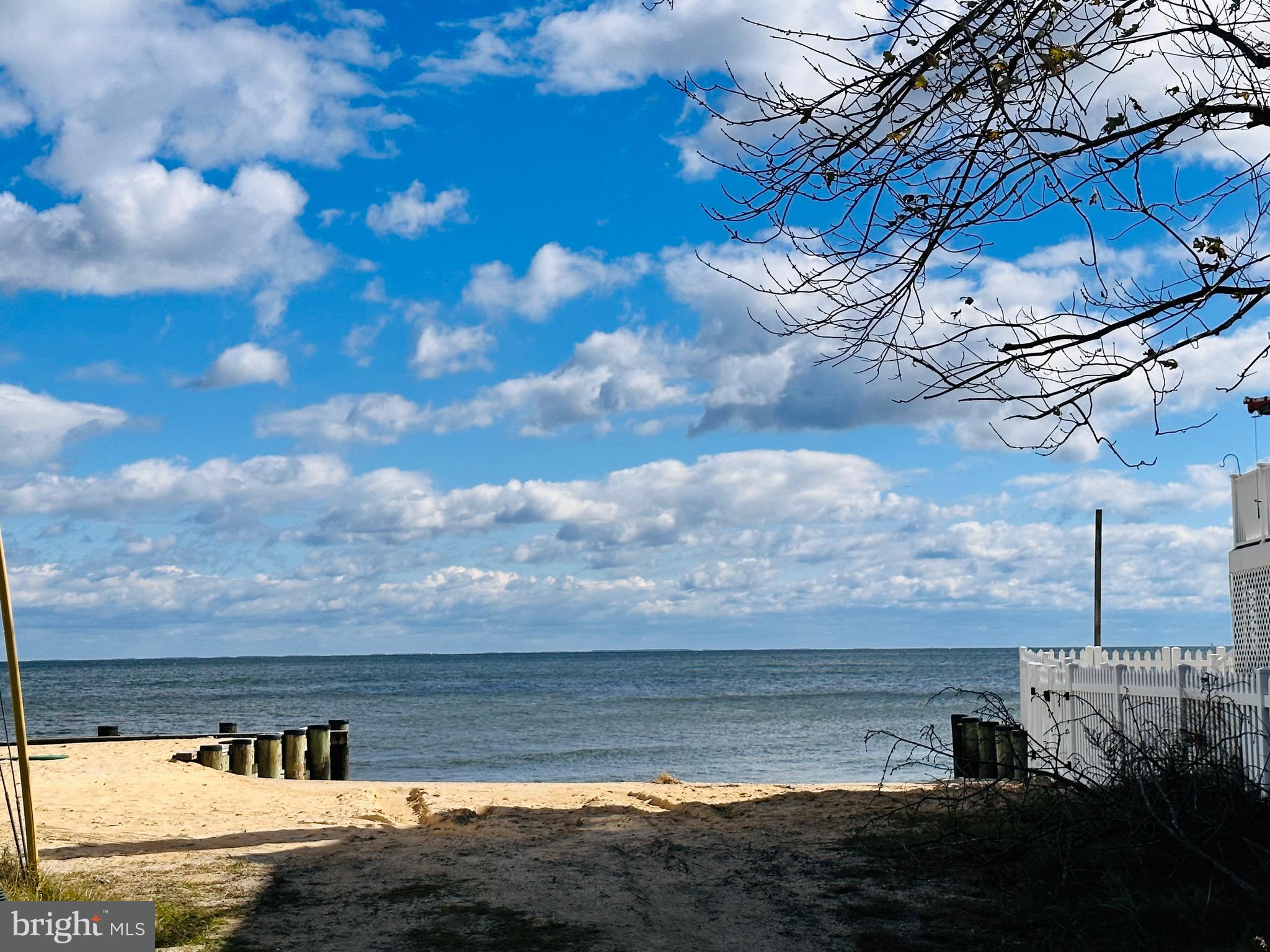 NEELD ESTATE - Residential