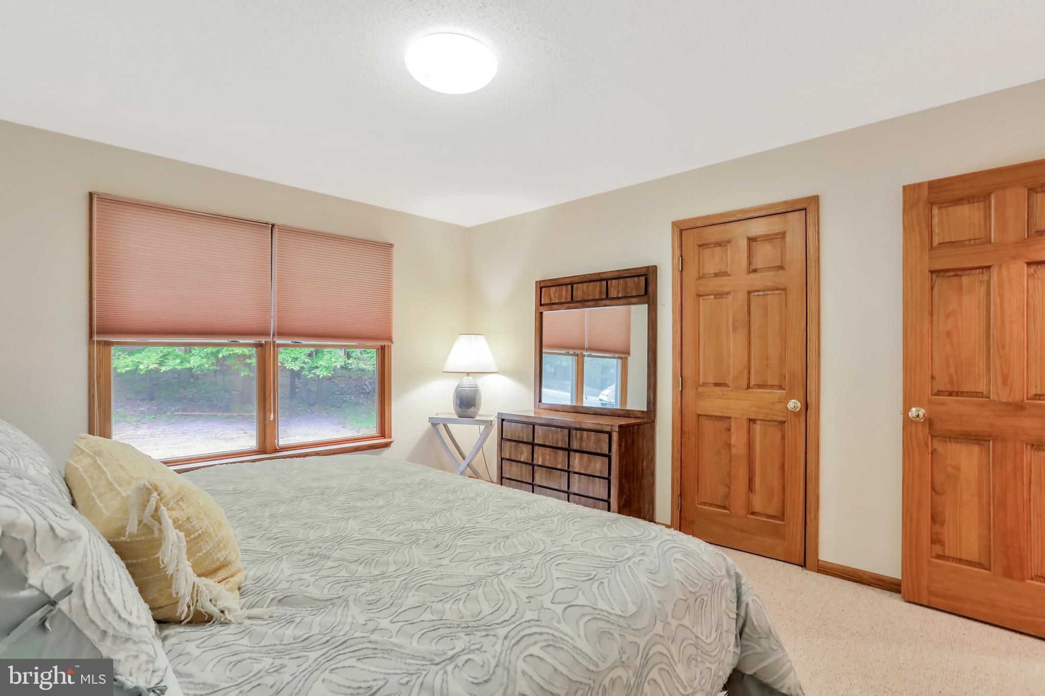 SOMERSET - Residential