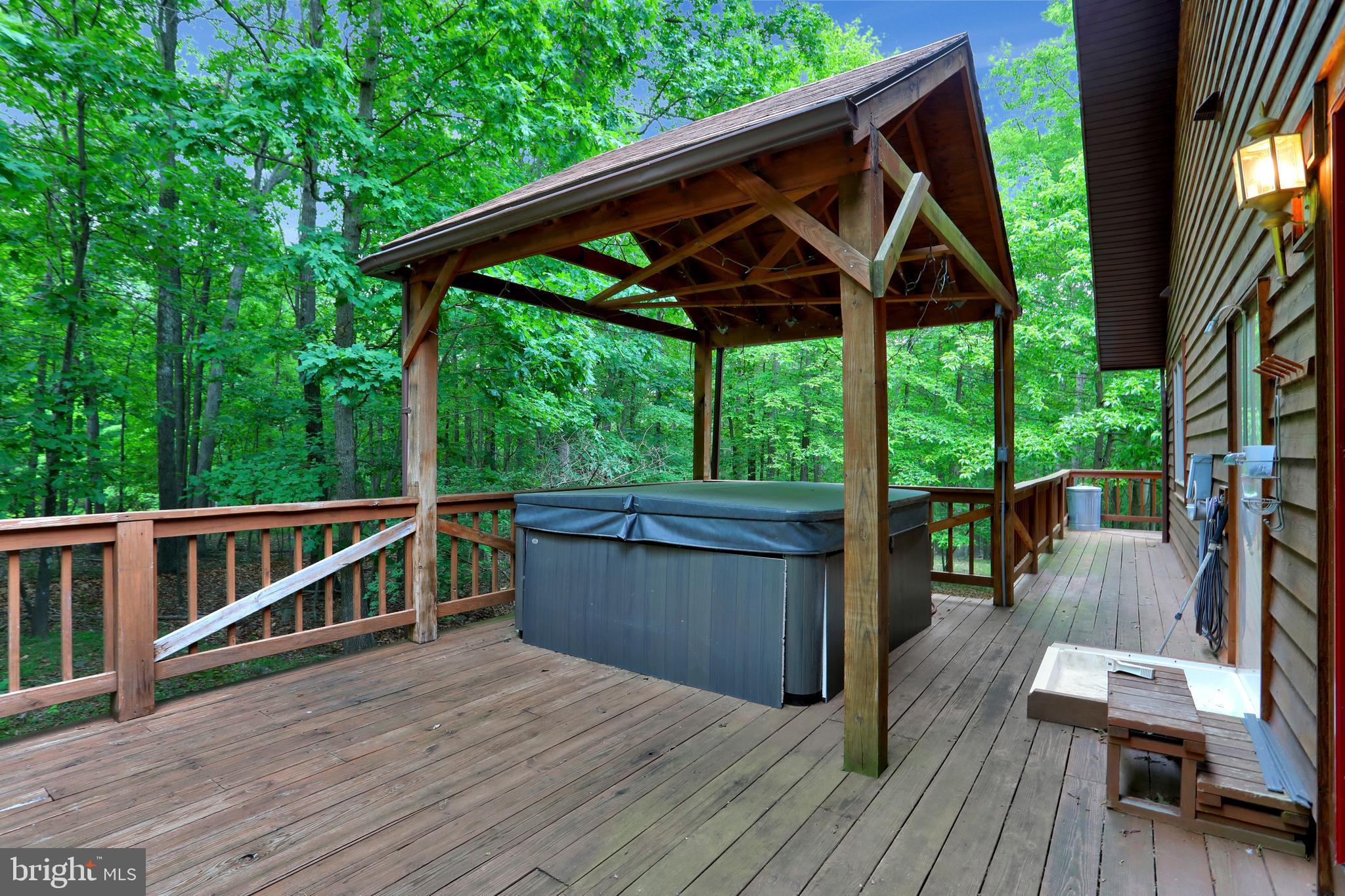 SOMERSET - Residential