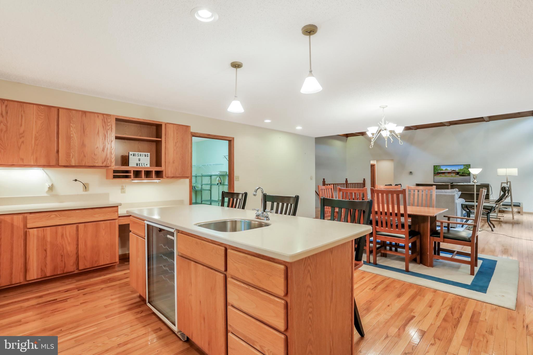 SOMERSET - Residential