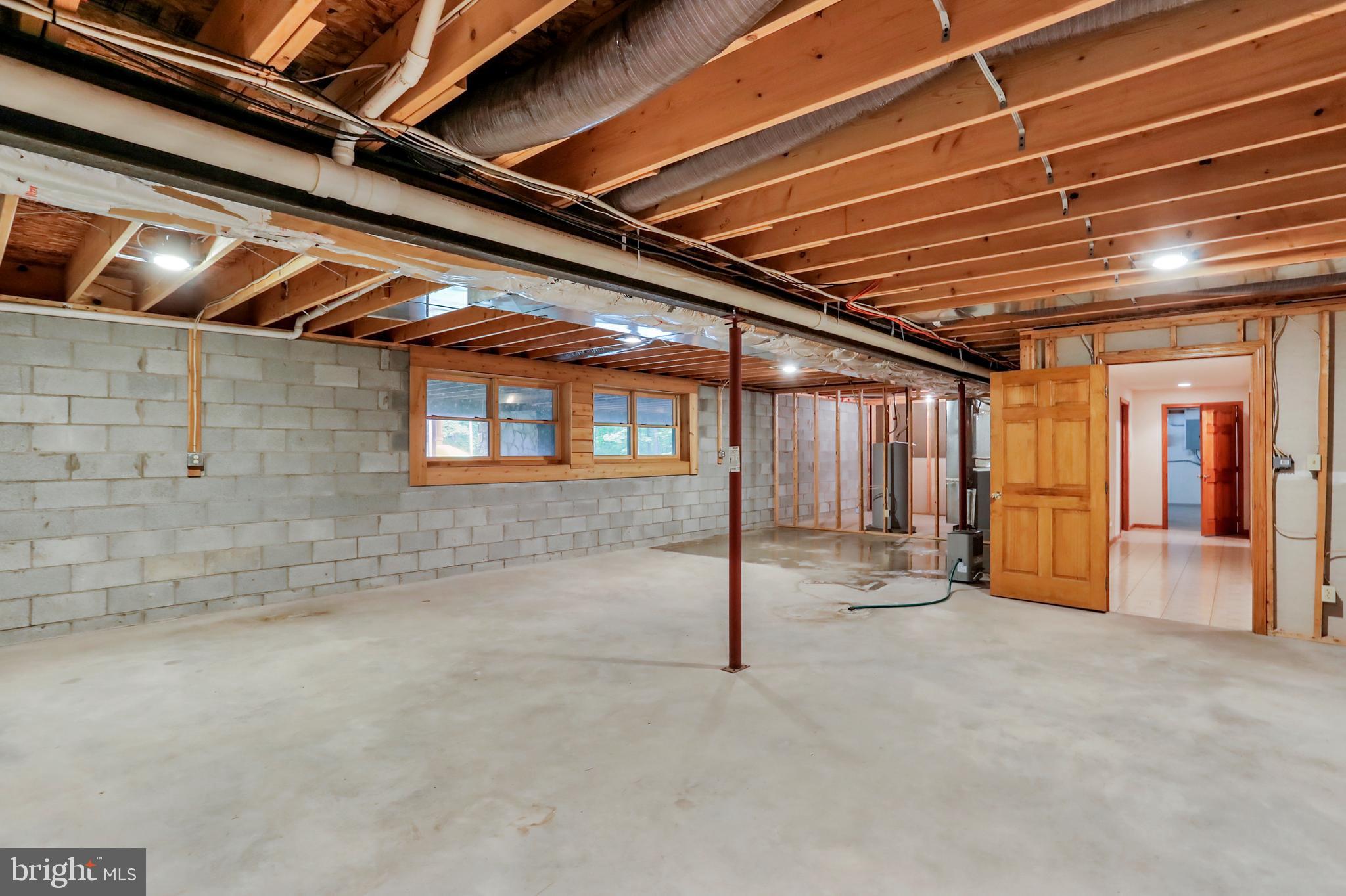 SOMERSET - Residential