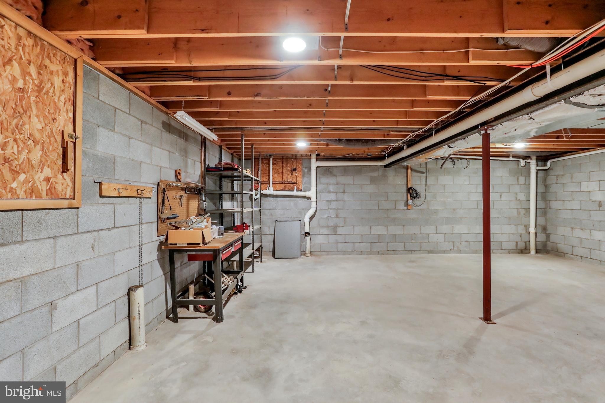 SOMERSET - Residential