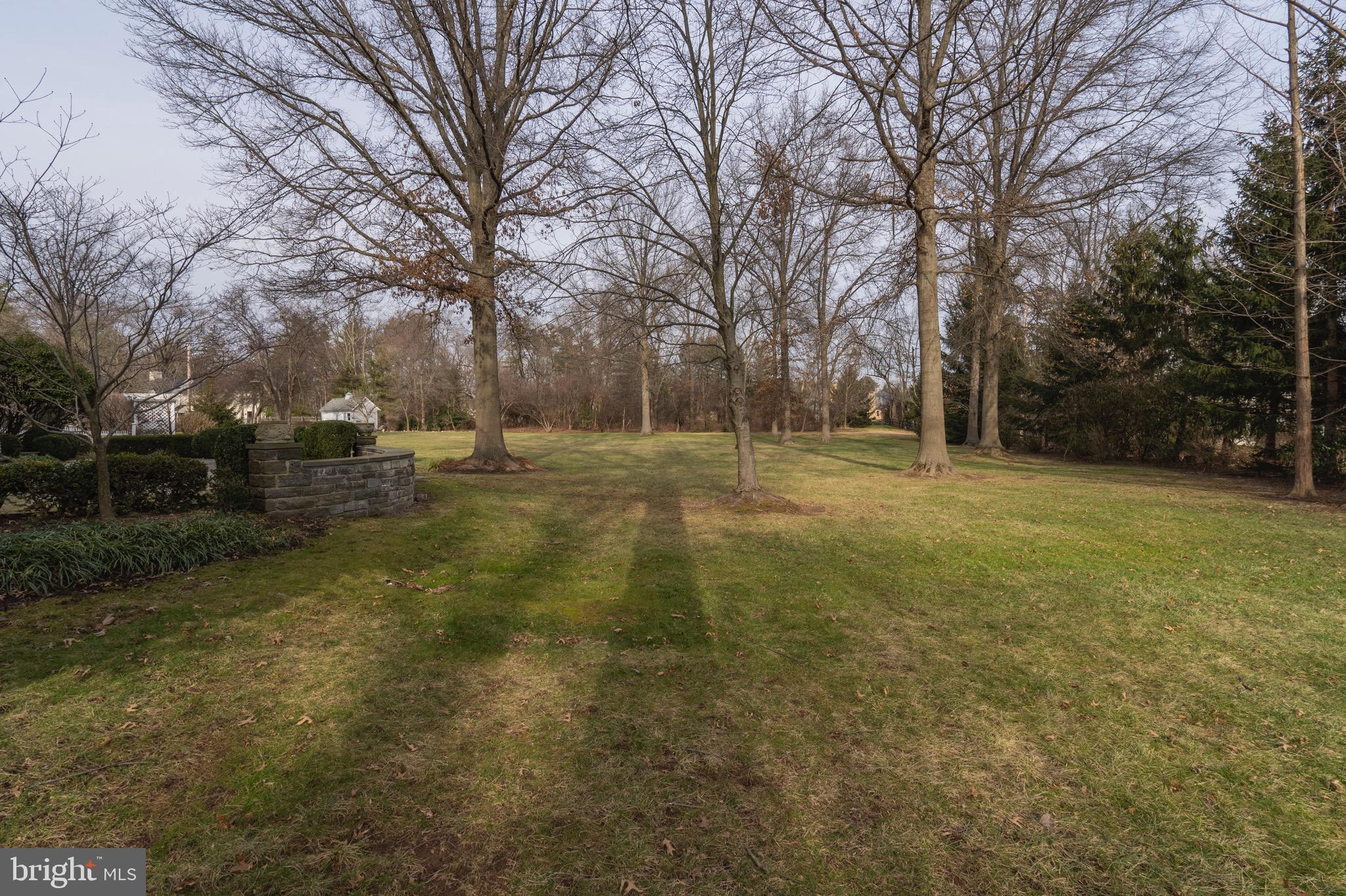 GOVERNOR ESTATES - Residential