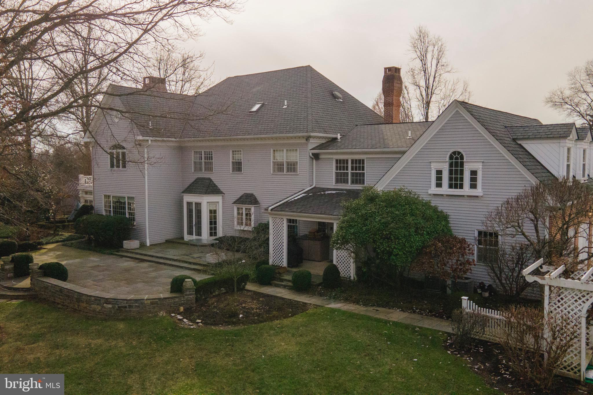 GOVERNOR ESTATES - Residential