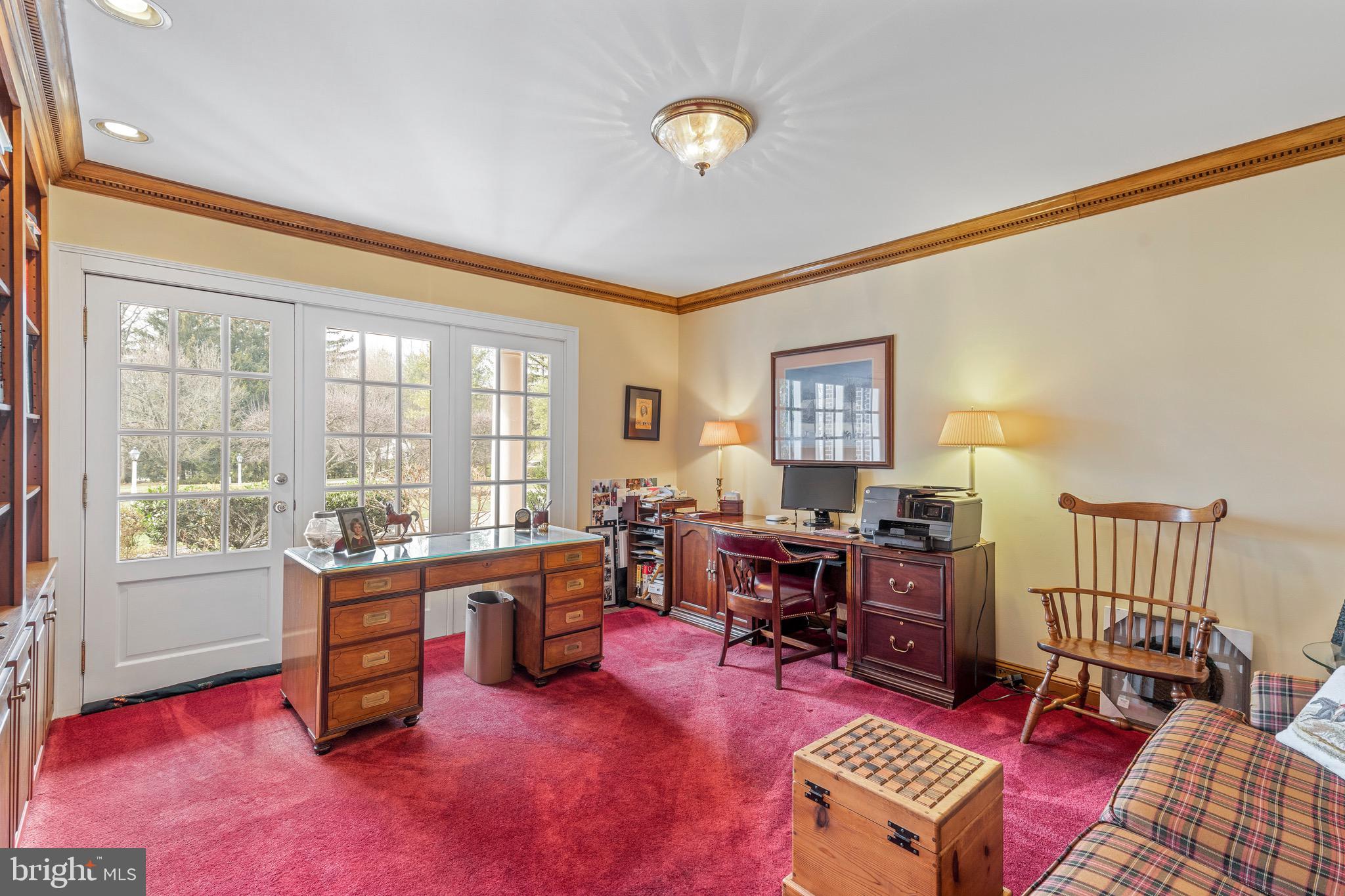 GOVERNOR ESTATES - Residential