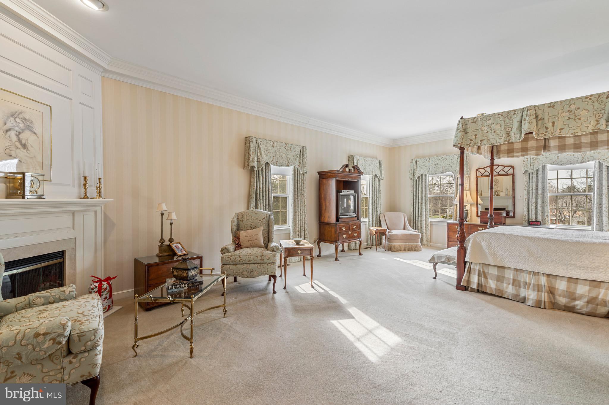 GOVERNOR ESTATES - Residential