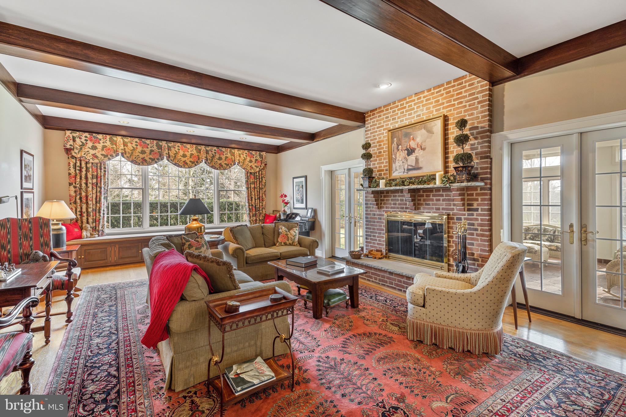 GOVERNOR ESTATES - Residential