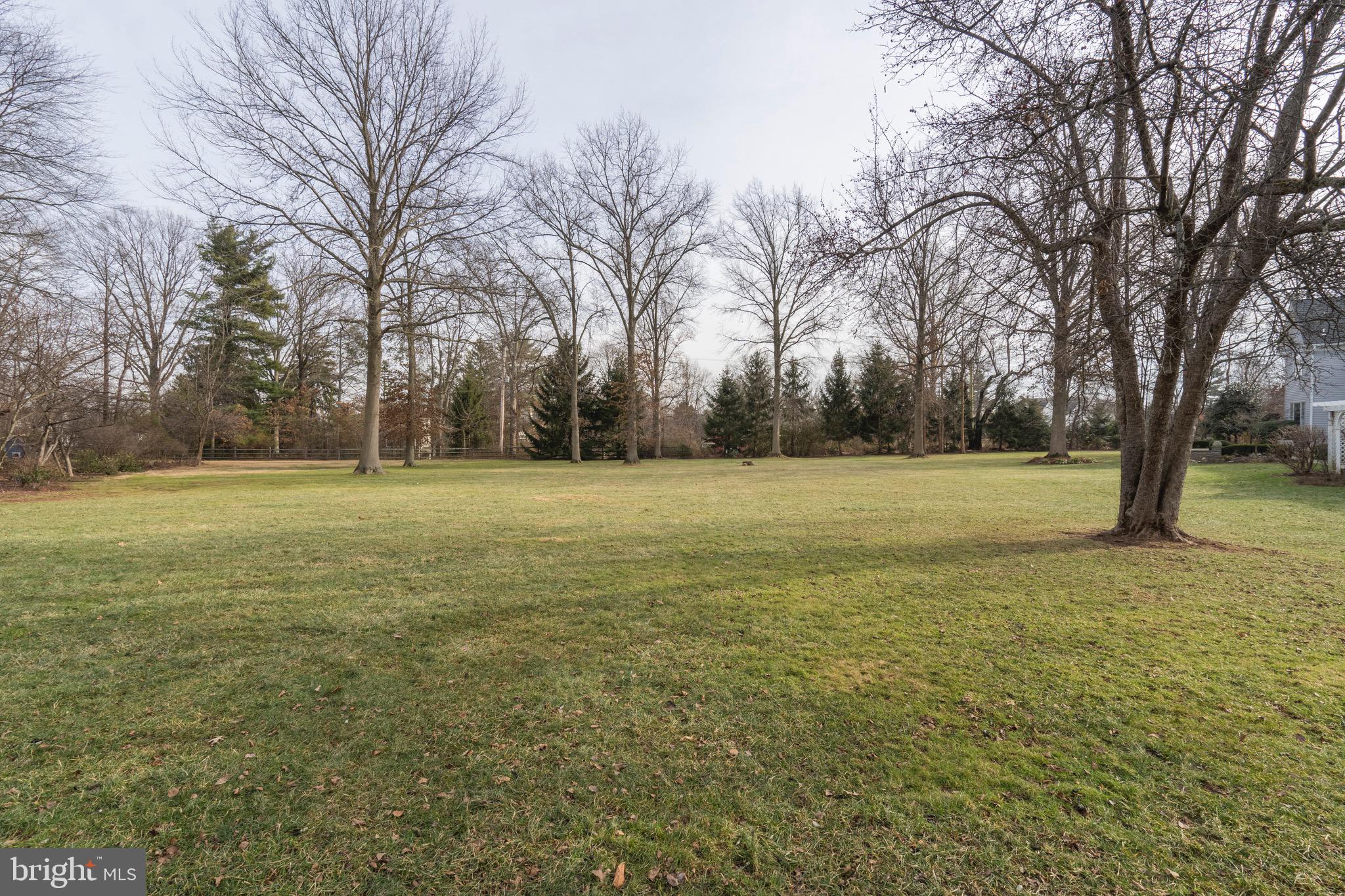 GOVERNOR ESTATES - Residential