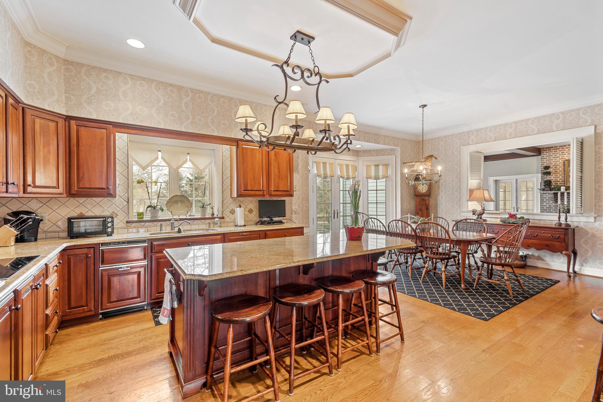 GOVERNOR ESTATES - Residential