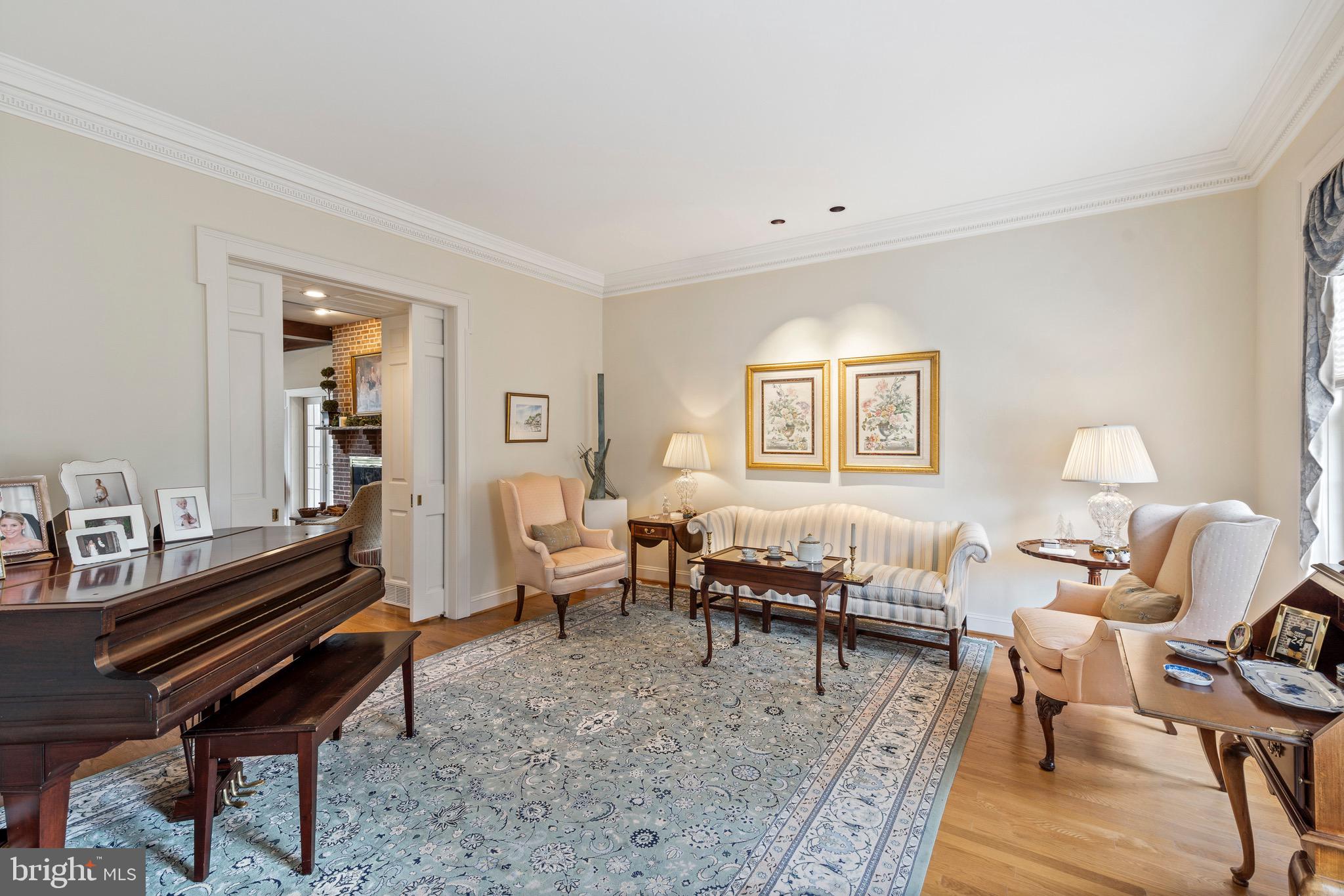 GOVERNOR ESTATES - Residential