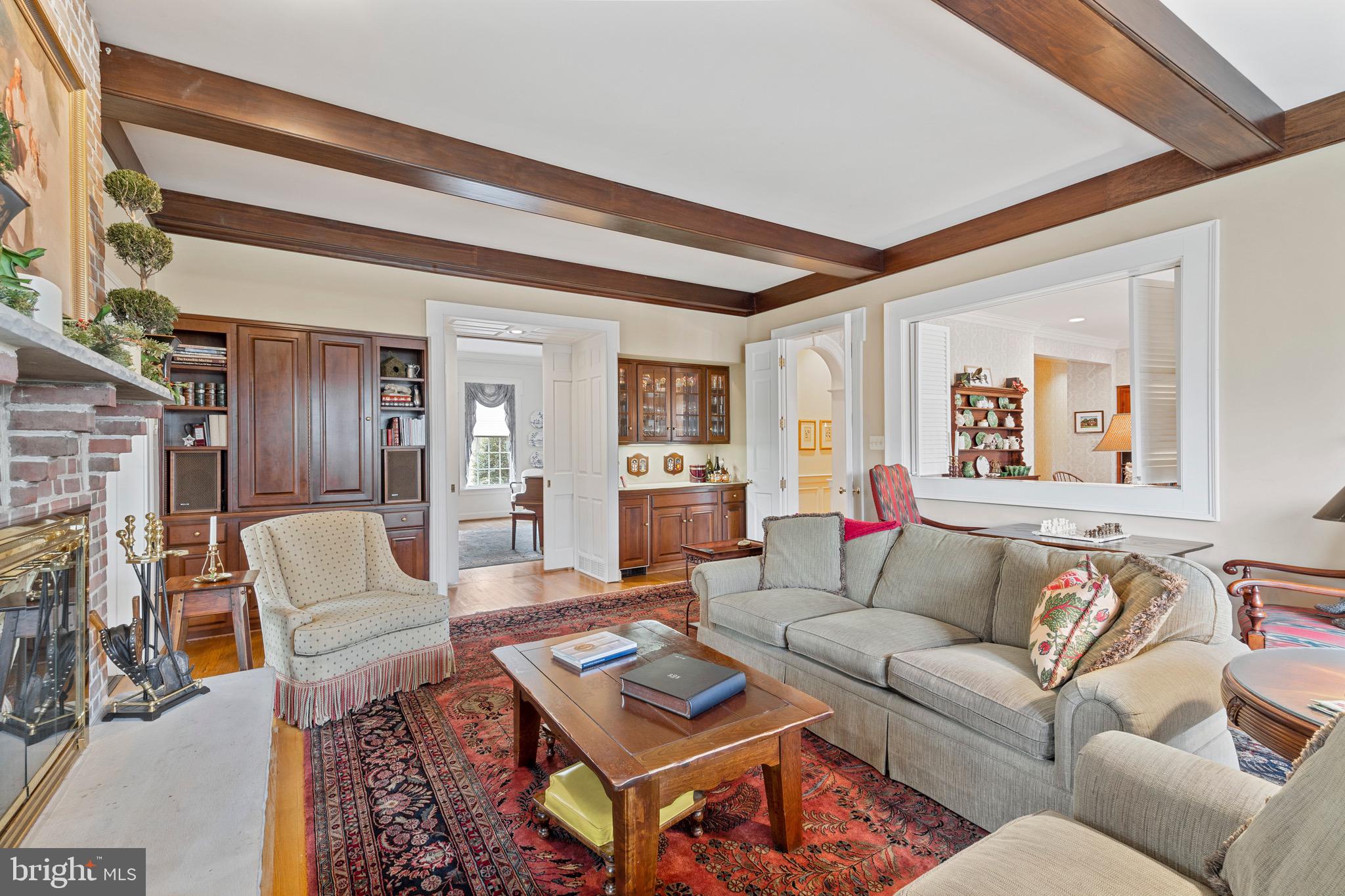 GOVERNOR ESTATES - Residential