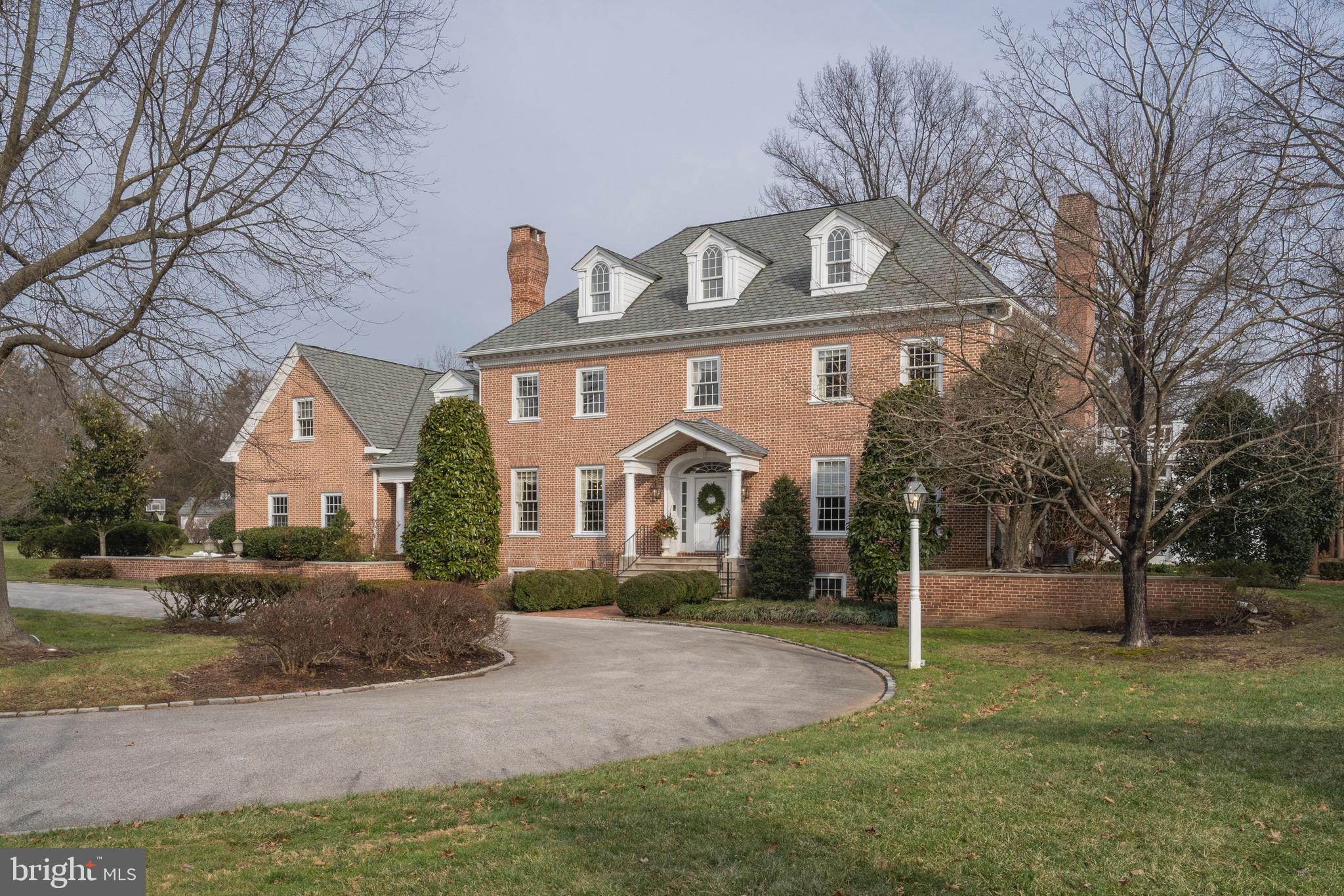 GOVERNOR ESTATES - Residential