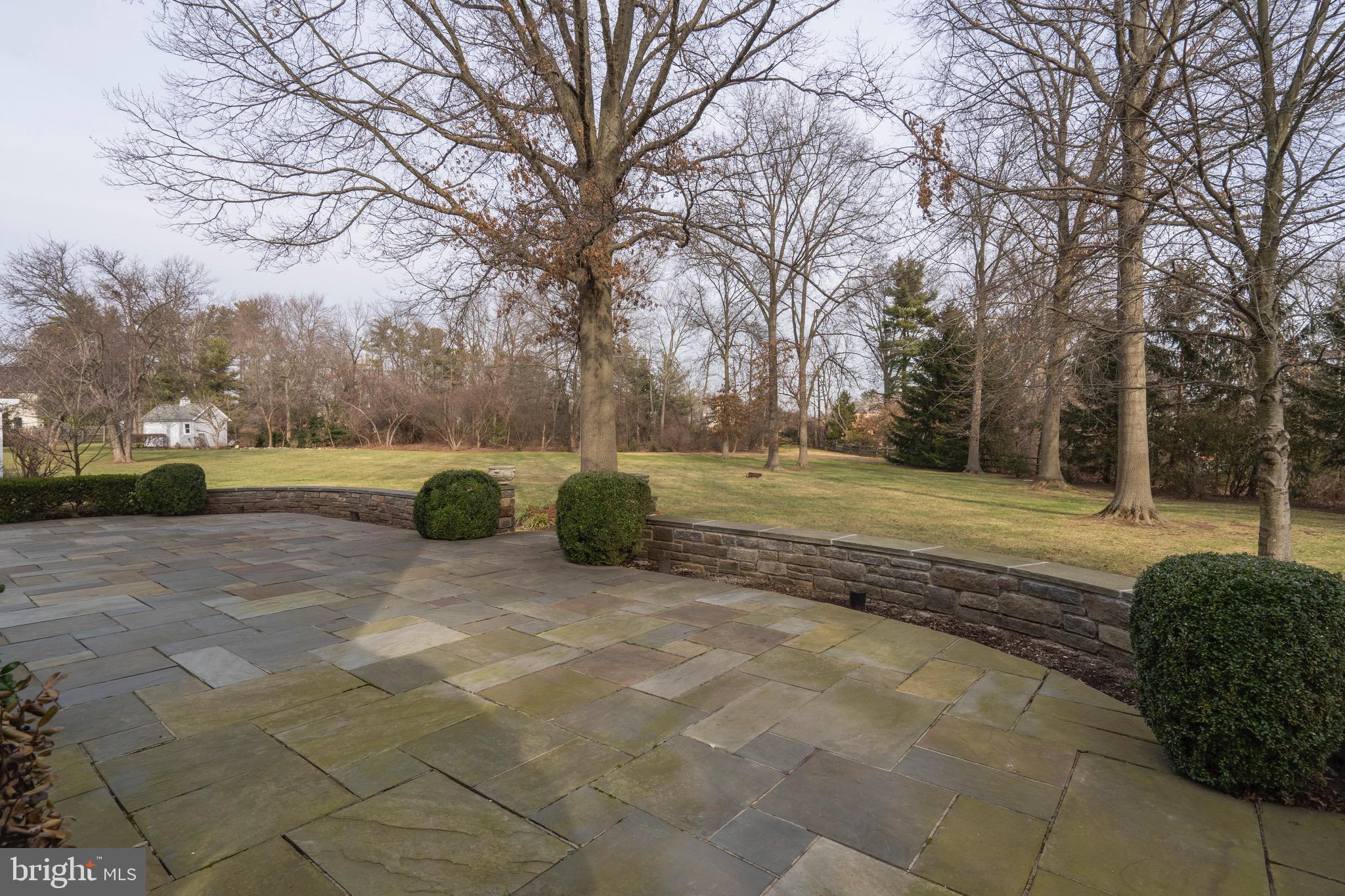 GOVERNOR ESTATES - Residential