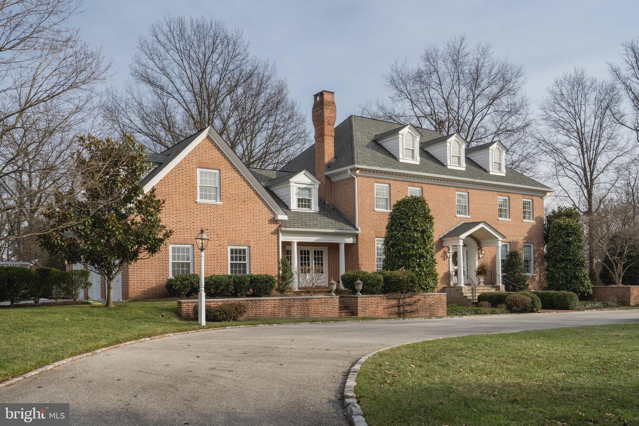 GOVERNOR ESTATES - Residential