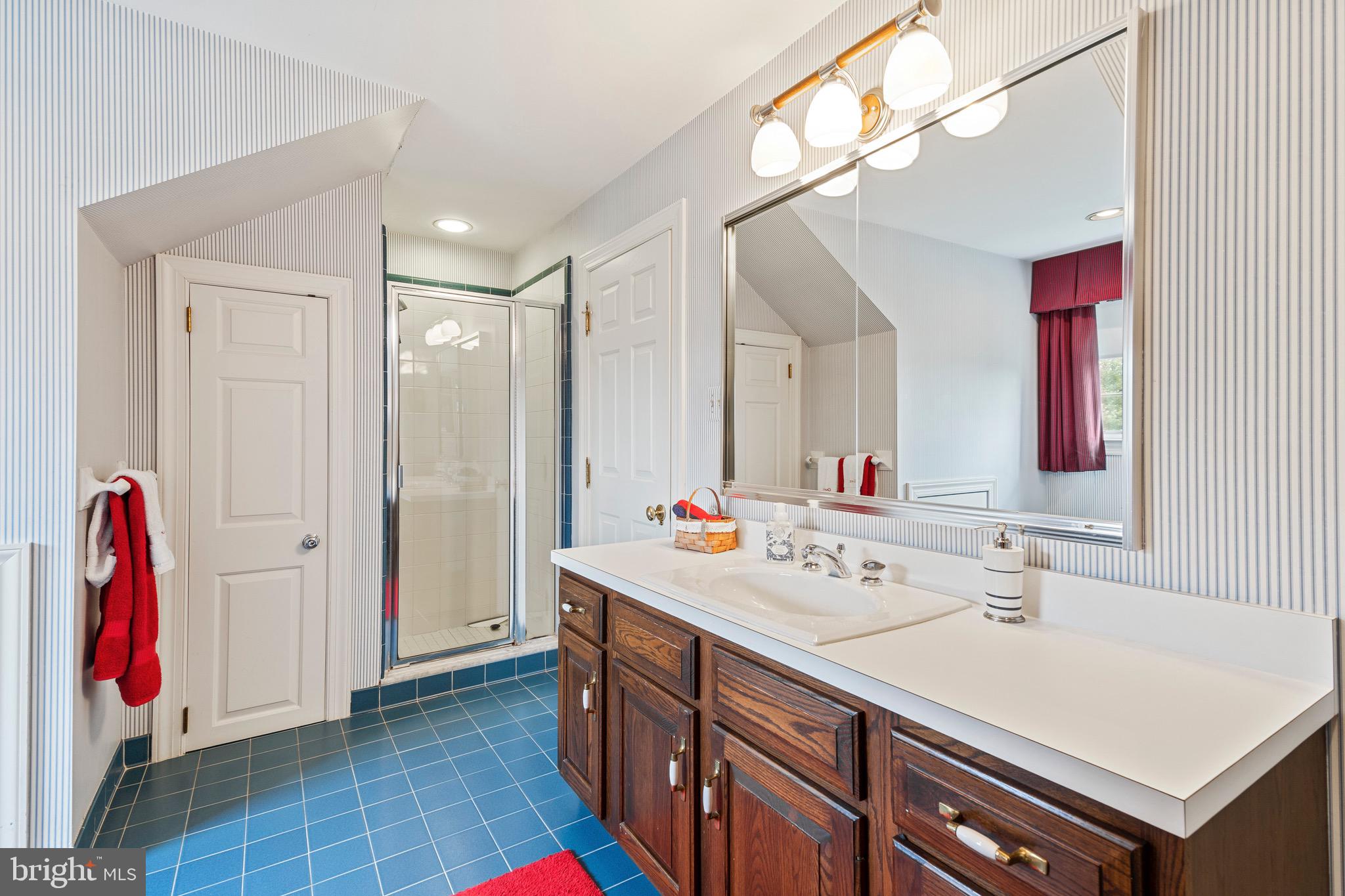 GOVERNOR ESTATES - Residential