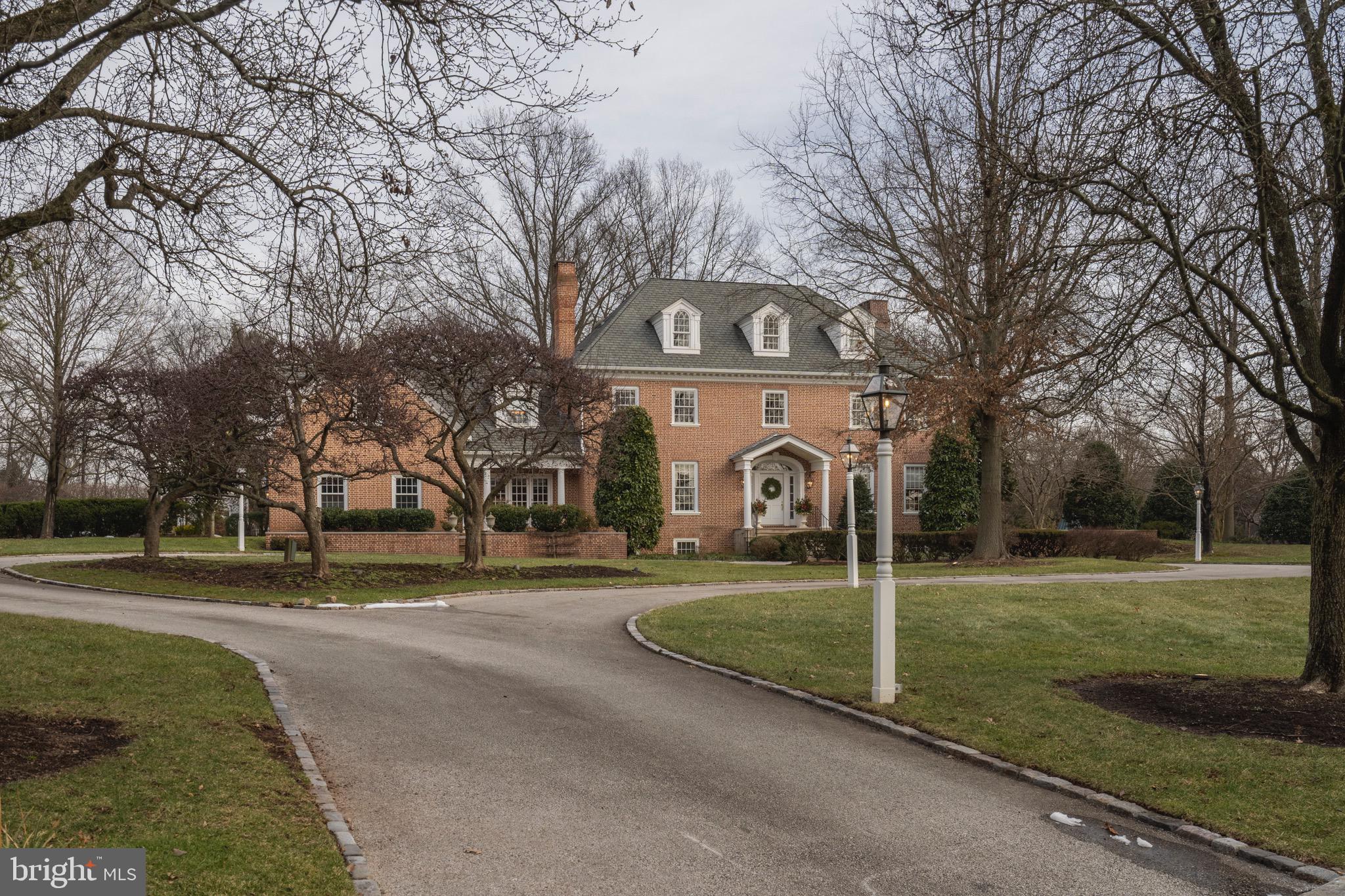 GOVERNOR ESTATES - Residential