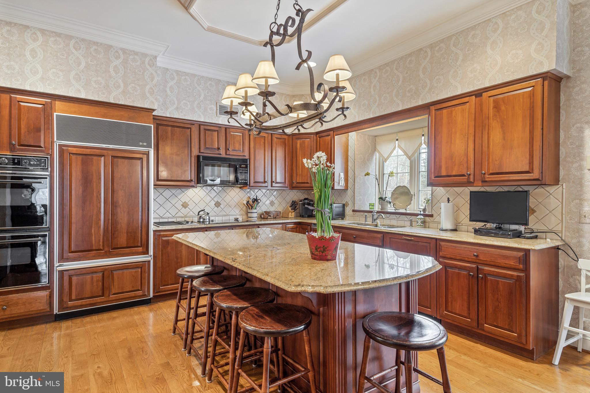 GOVERNOR ESTATES - Residential