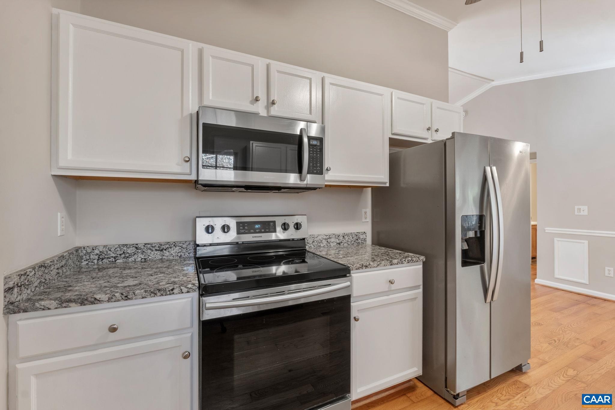 LAKE MONTICELLO - Residential