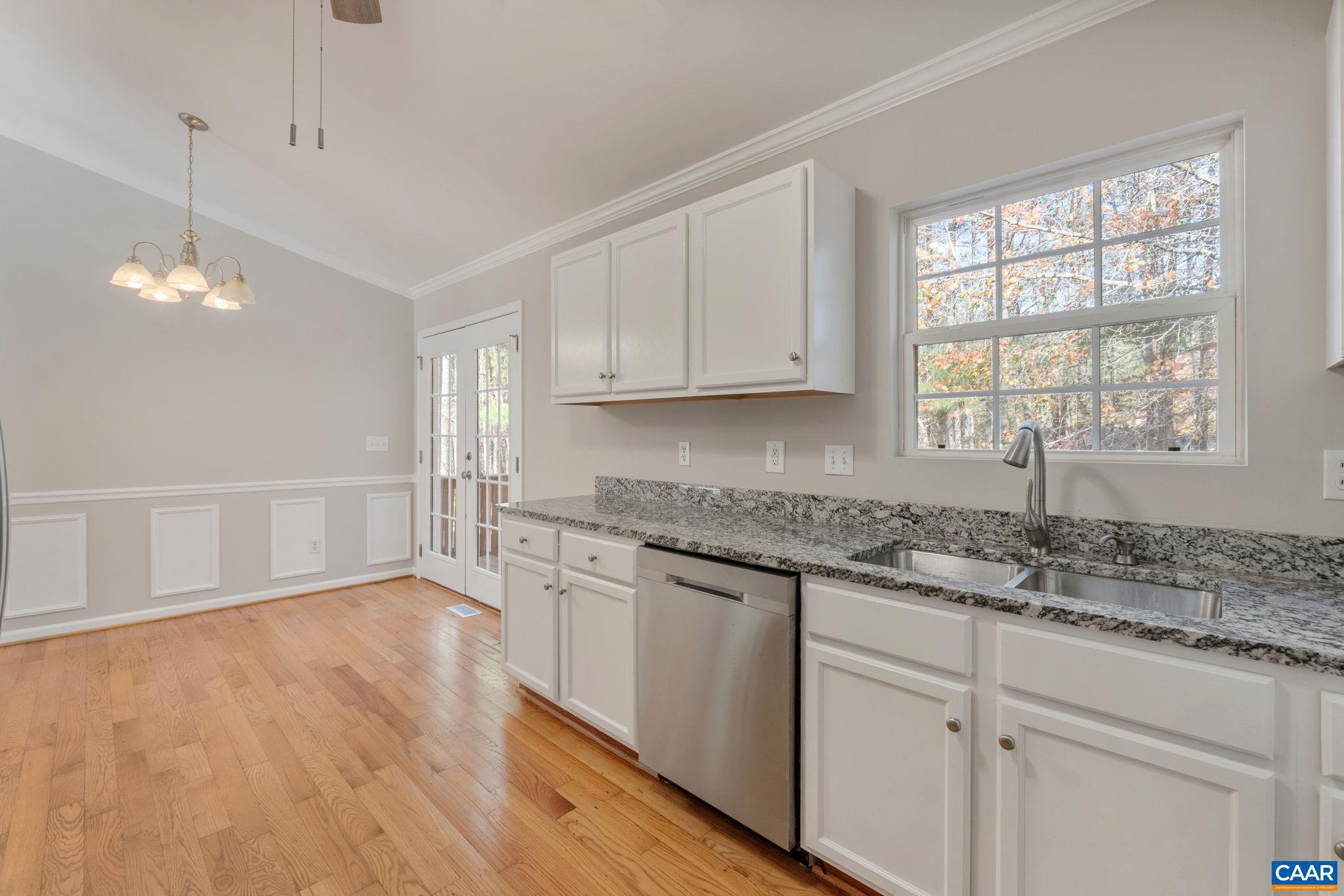 LAKE MONTICELLO - Residential