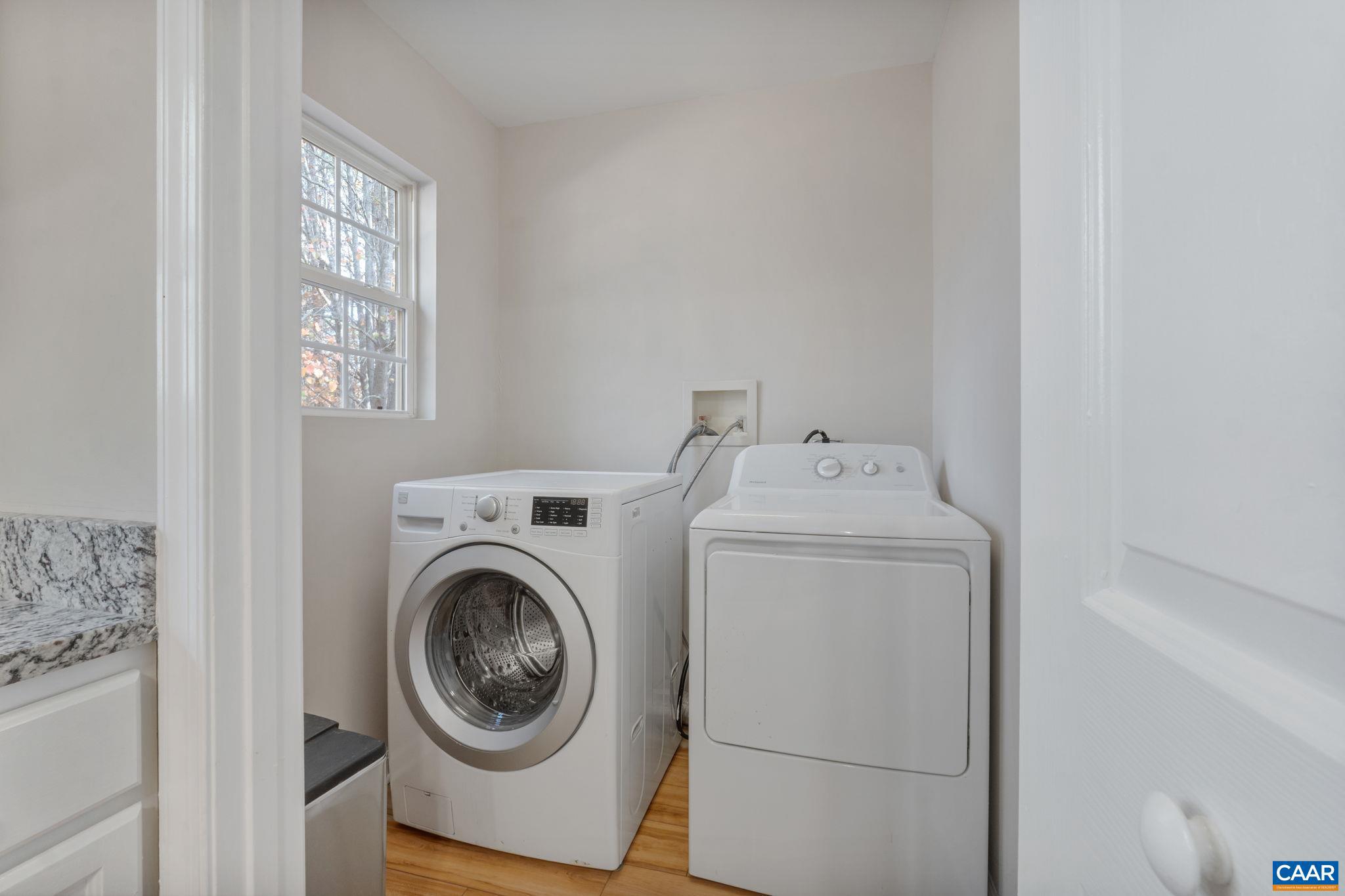 LAKE MONTICELLO - Residential