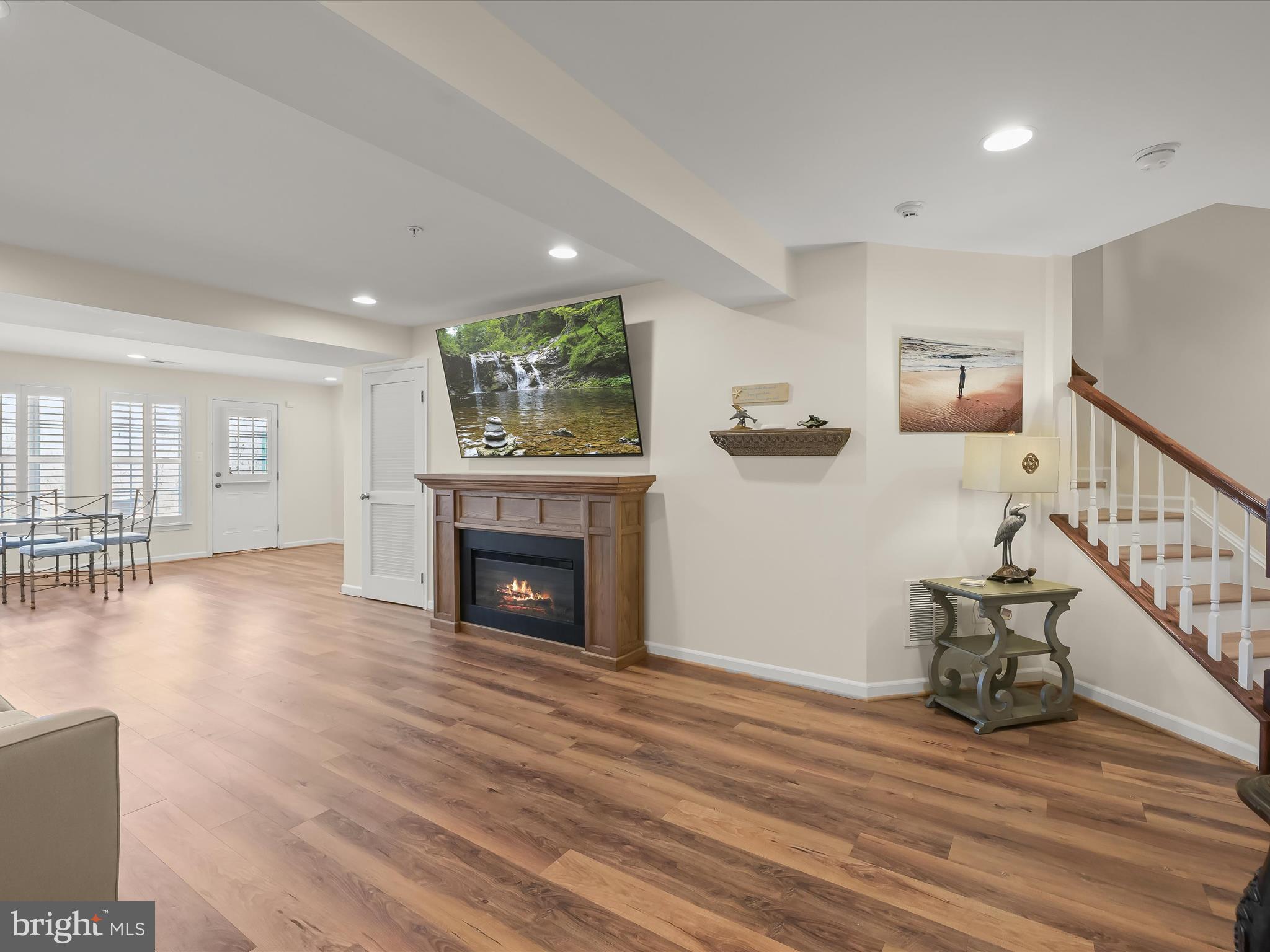 GLENBROOK - Residential