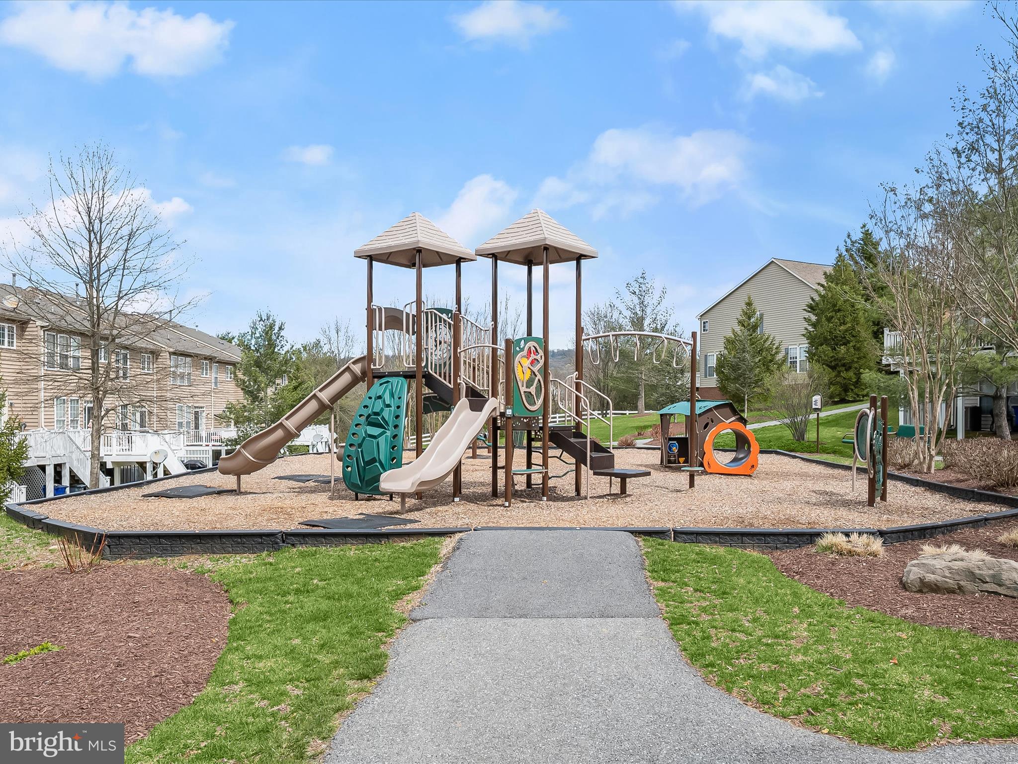 GLENBROOK - Residential