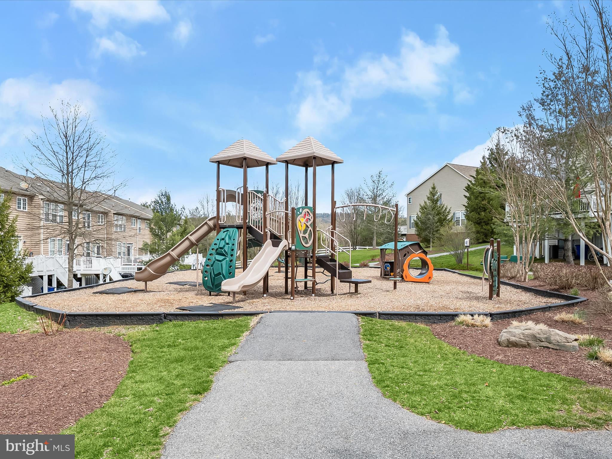 GLENBROOK - Residential