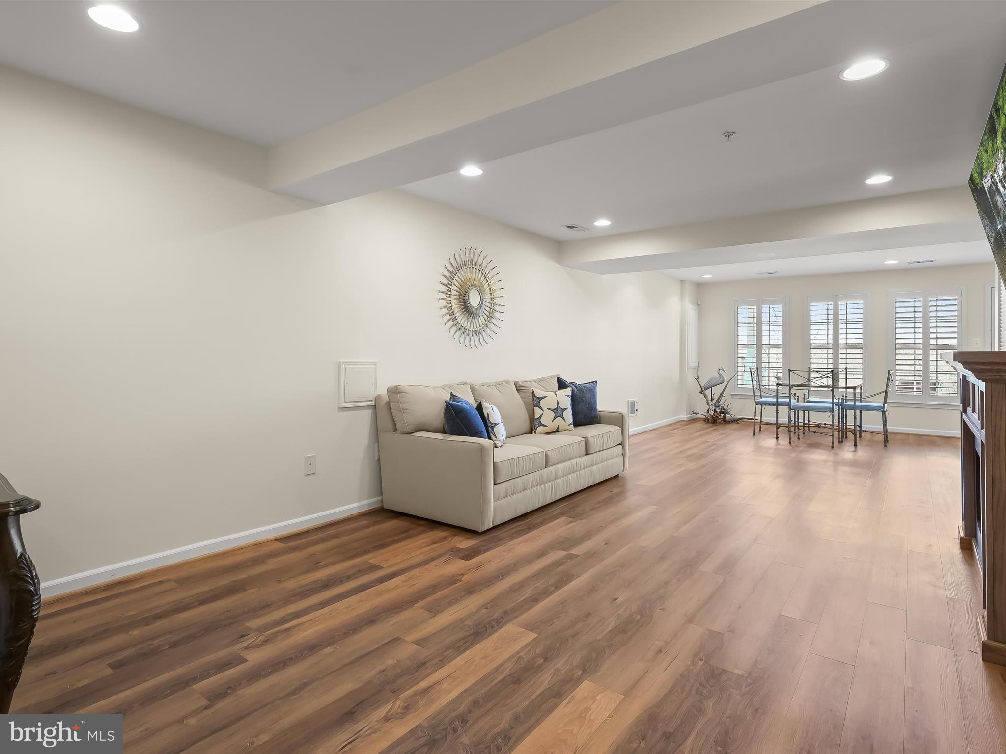 GLENBROOK - Residential