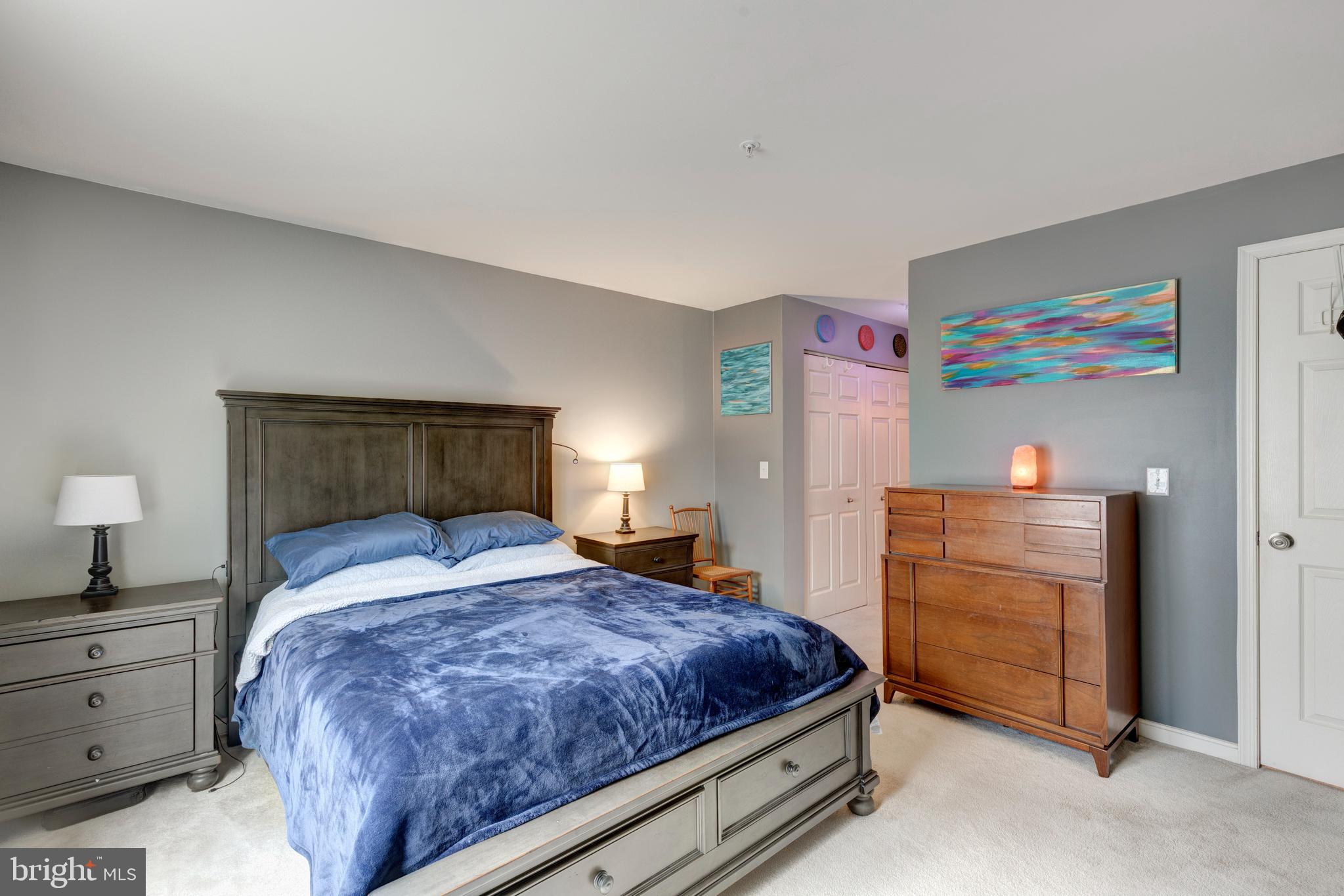 PARRS RIDGE - Residential