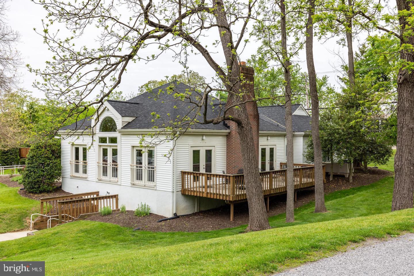 PARRS RIDGE - Residential