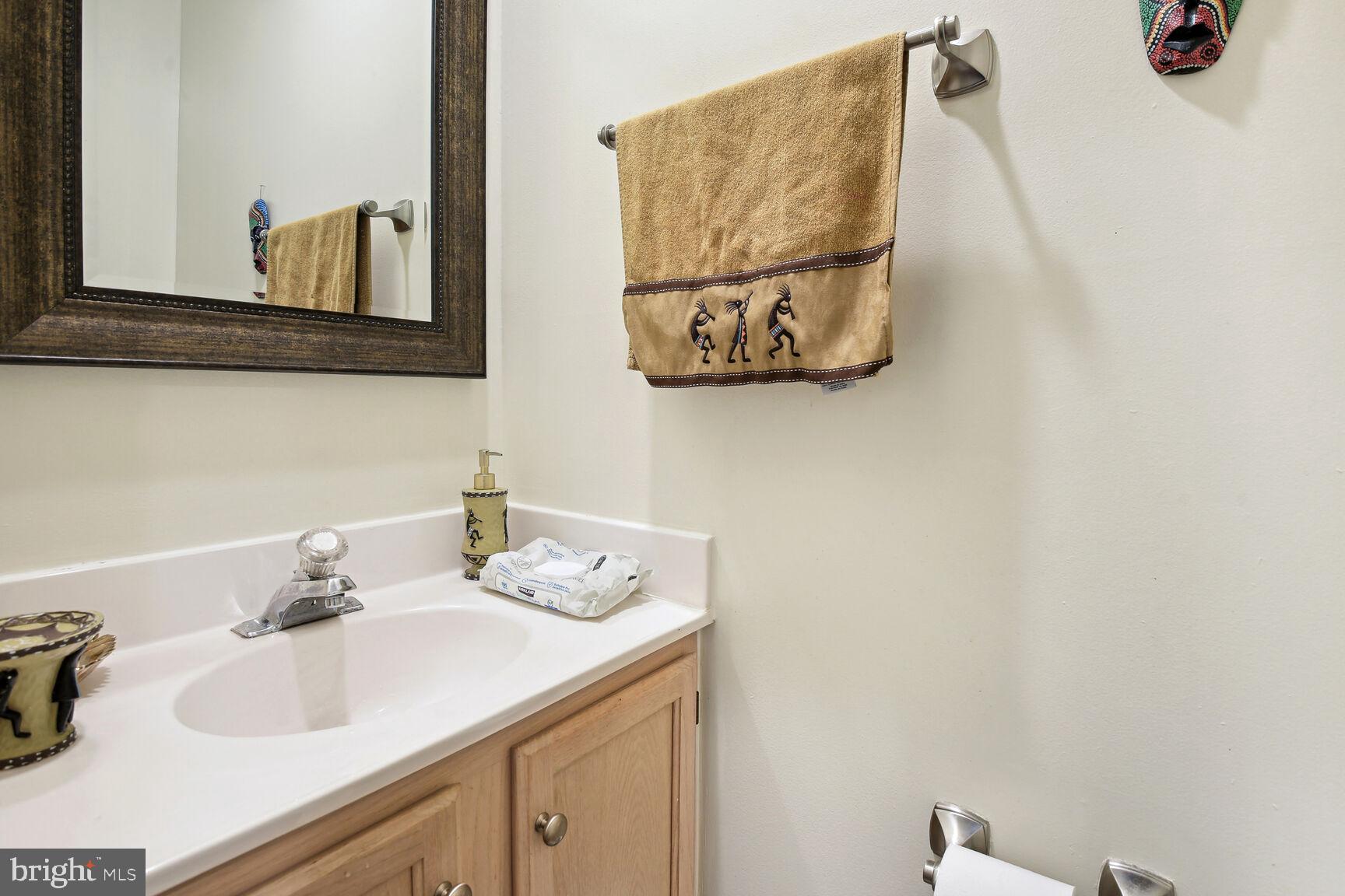 HOLLY POINTE - Residential Lease