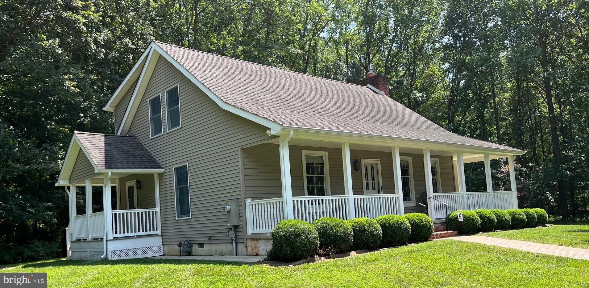 12 SOUTH DRIVE