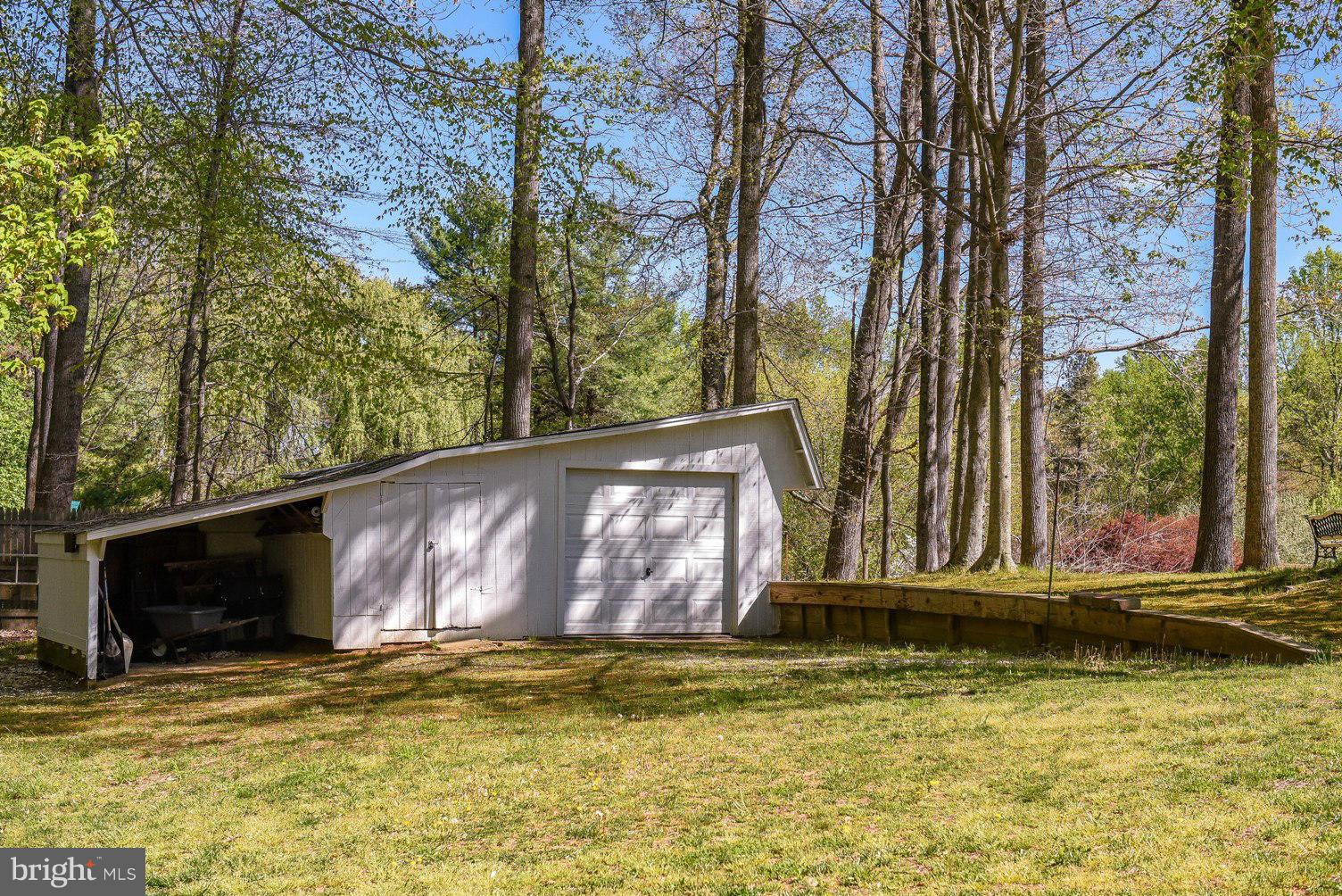 ROLL ACRES - Residential