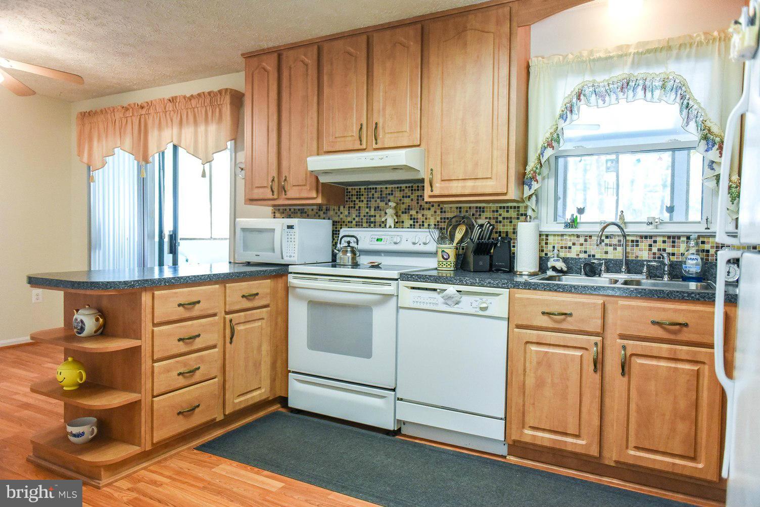 ROLL ACRES - Residential