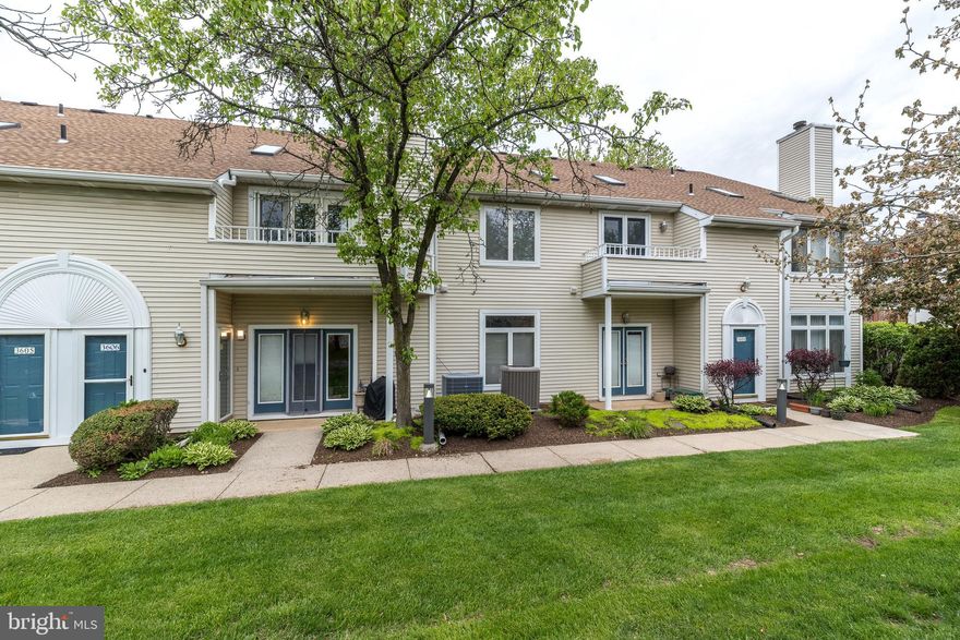 Sensational find! Carefree living awaits you in this extremely well maintained, much
sought after, 2nd-floor, updated flat in popular Montgomery Place, with 2 bedrooms and 1
1/2 baths. Check this out - over $35,000 in quality, cost saving upgrades! Home was
professionally painted throughout in 2025. Dining room and kitchen boast laminate
flooring. Updated gourmet kitchen features corian countertops, stainless steel appliances,
abundant upgraded cabinets and breakfast bar. Dining room is conveniently located,
adjoining kitchen. Enjoy those cool nights in front of the wood burning fireplace in the
spacious living room. Move outside to your balcony – a great place to read a book or just
chill. In 2026, upgraded neutral carpets, in living room, hallway, and both bedrooms,
were installed. Laundry area is conveniently located. Super spacious primary bedroom
boasts walk-in closet, skylights with remote shades, vaulted ceiling and second balcony.
You’ll have direct access to updated full bath with double vanity and ceramic tile floors.
Access your finished loft – a great space for work or storage. You’ll also find another
generously sized bedroom. HVAC installed in 2014. Hot water heater replaced in 2022.
For a full list of upgrades see “Cost Saving Upgrades”. This wonderful home is
conveniently located within walking distance to great shopping and restaurants, as well as
close proximity to major roads and train. Additional benefits are the Homeowners’
Association fee covers not only common ground maintenance, exterior building
maintenance, lawn care, trash and snow removal to your front door, roof replacement, and
community pool and fitness center.
Don’t wait to make this home your own!