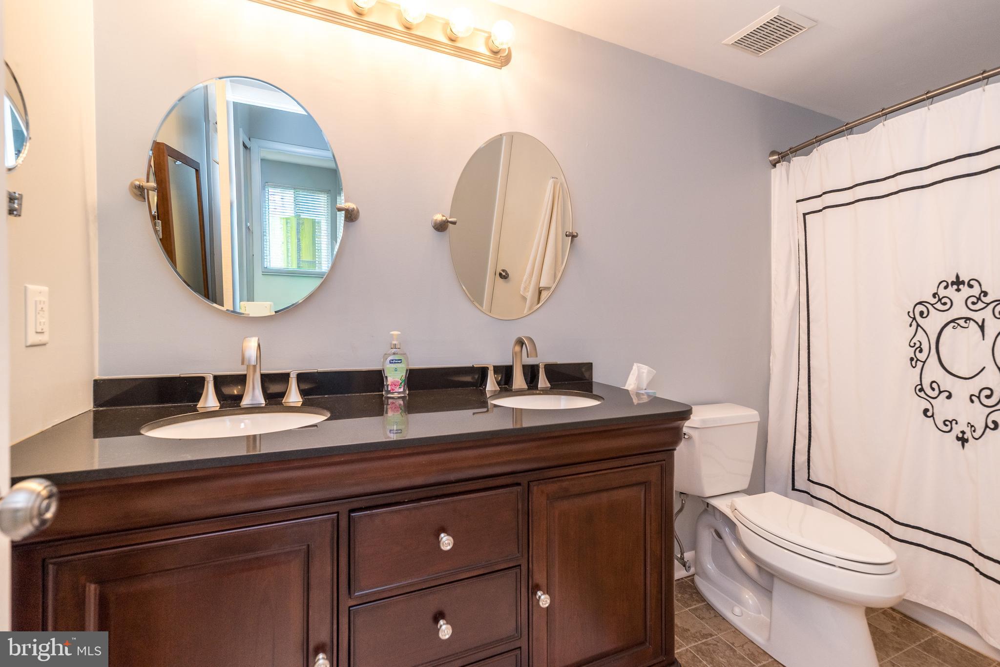 MONTGOMERY PLACE - Residential