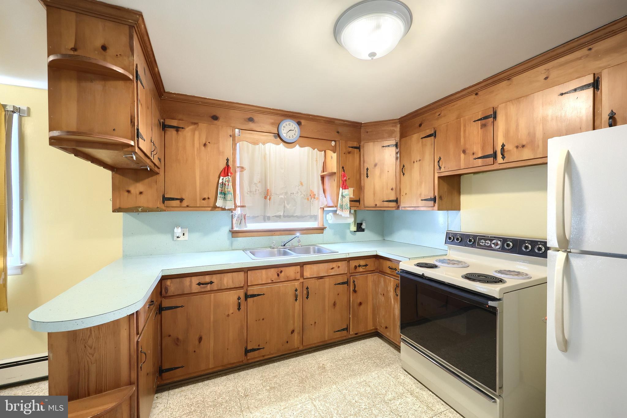 SNYDER CORNER - Residential